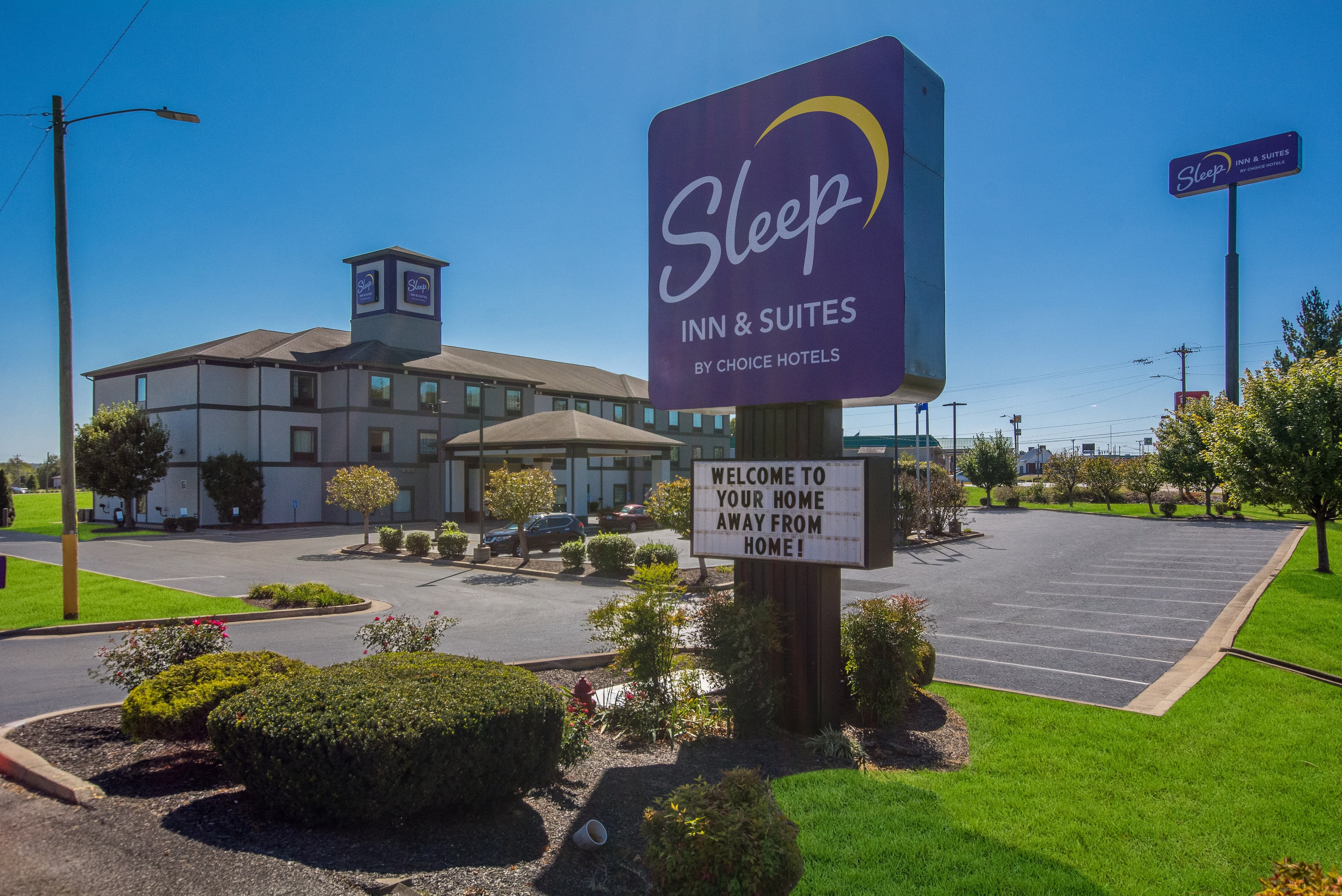 Sleep Inn & Suites Cave City - Image 1