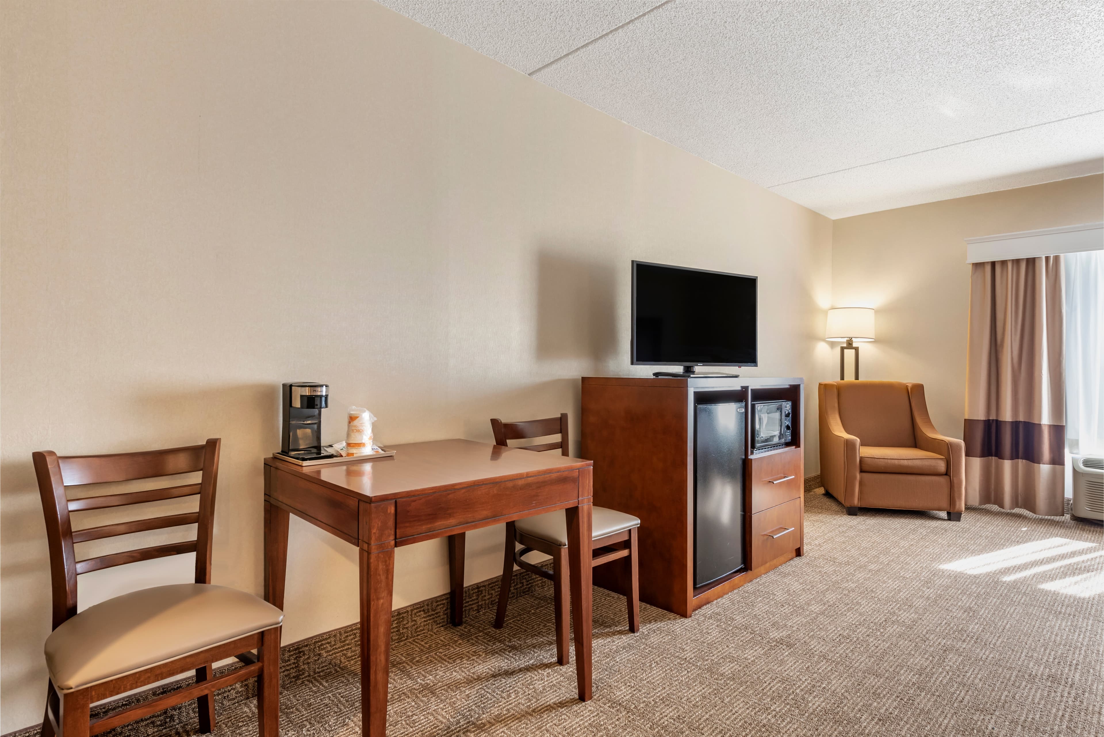 Comfort Inn & Suites Morehead — 8