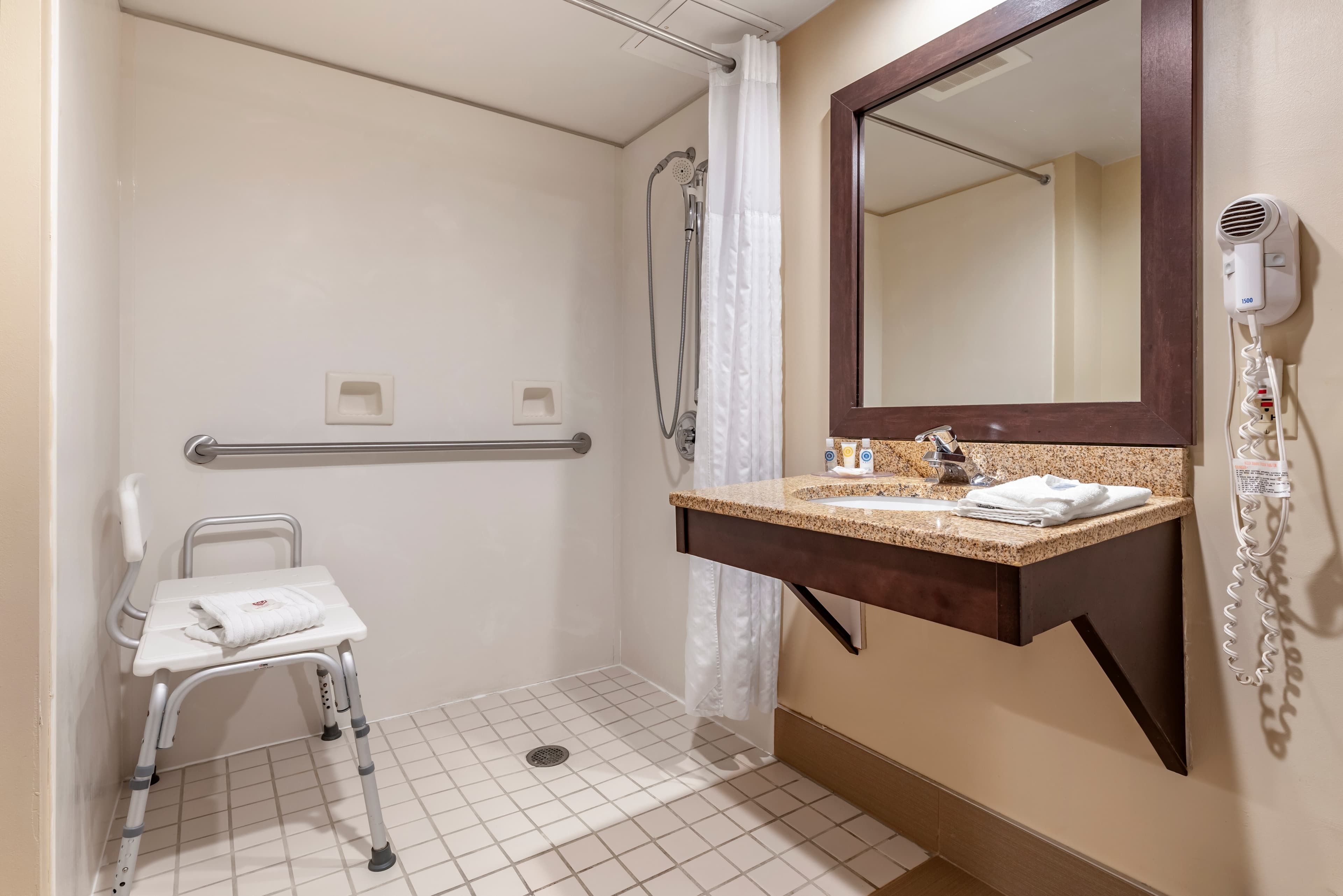Comfort Inn & Suites Morehead - Image 5