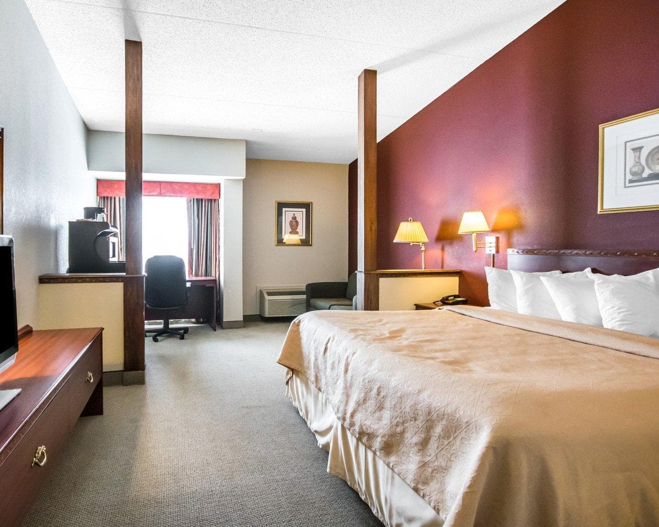 Quality Inn & Suites Elizabethtown — 2