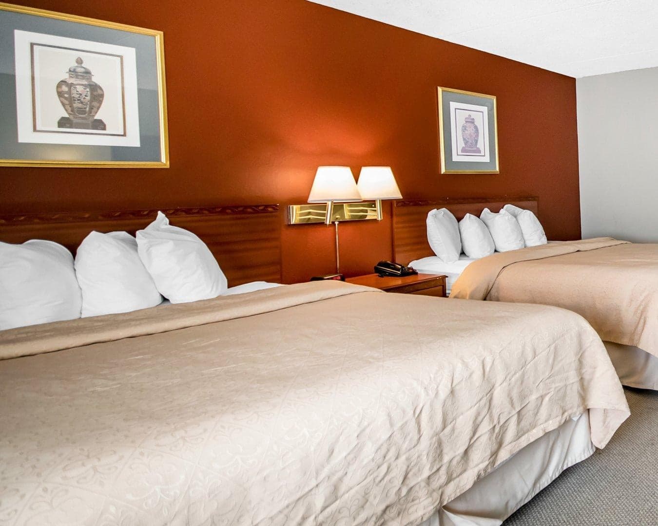 Quality Inn & Suites Elizabethtown — 10