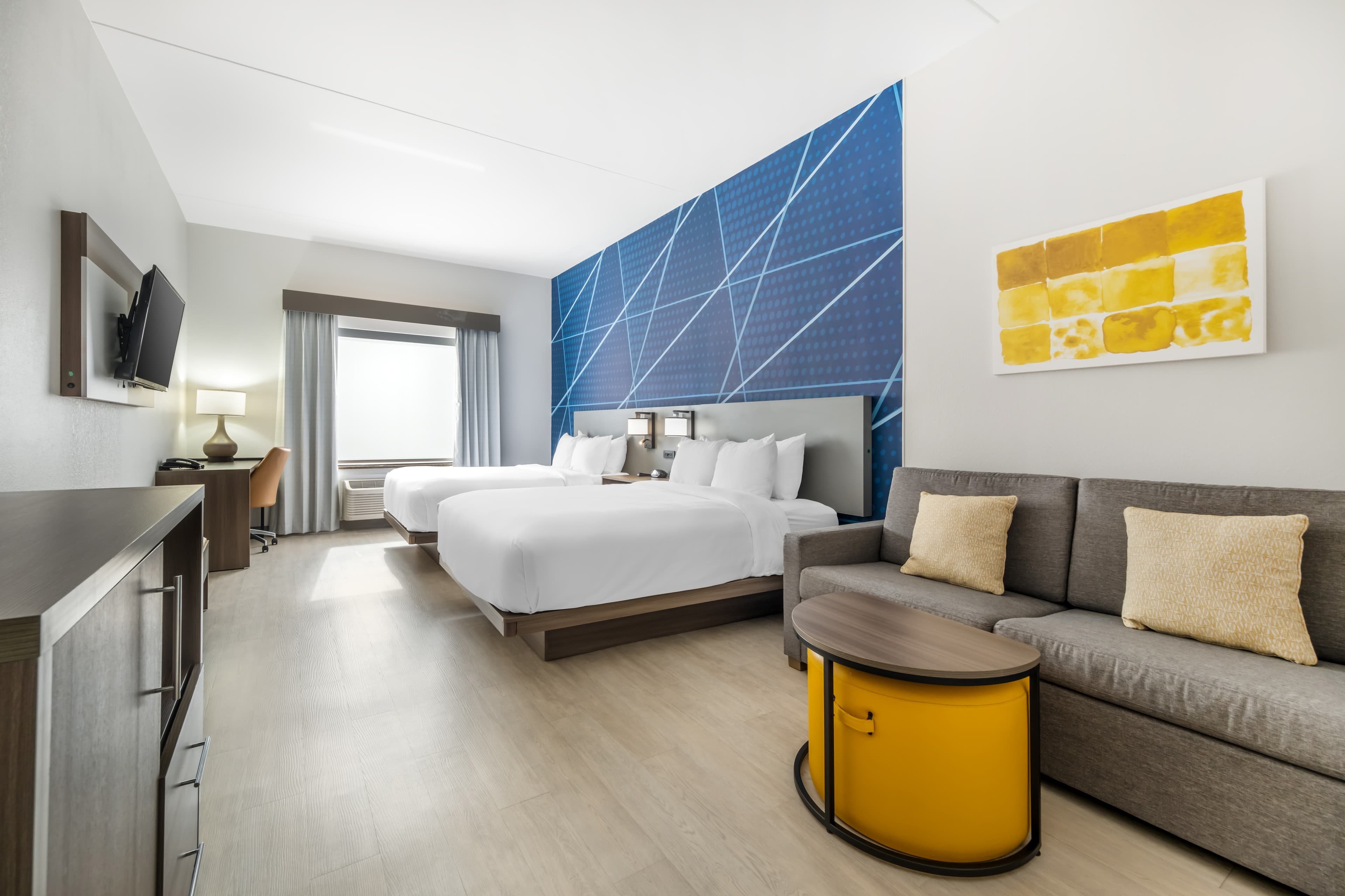 Comfort Suites Louisville Airport — 7