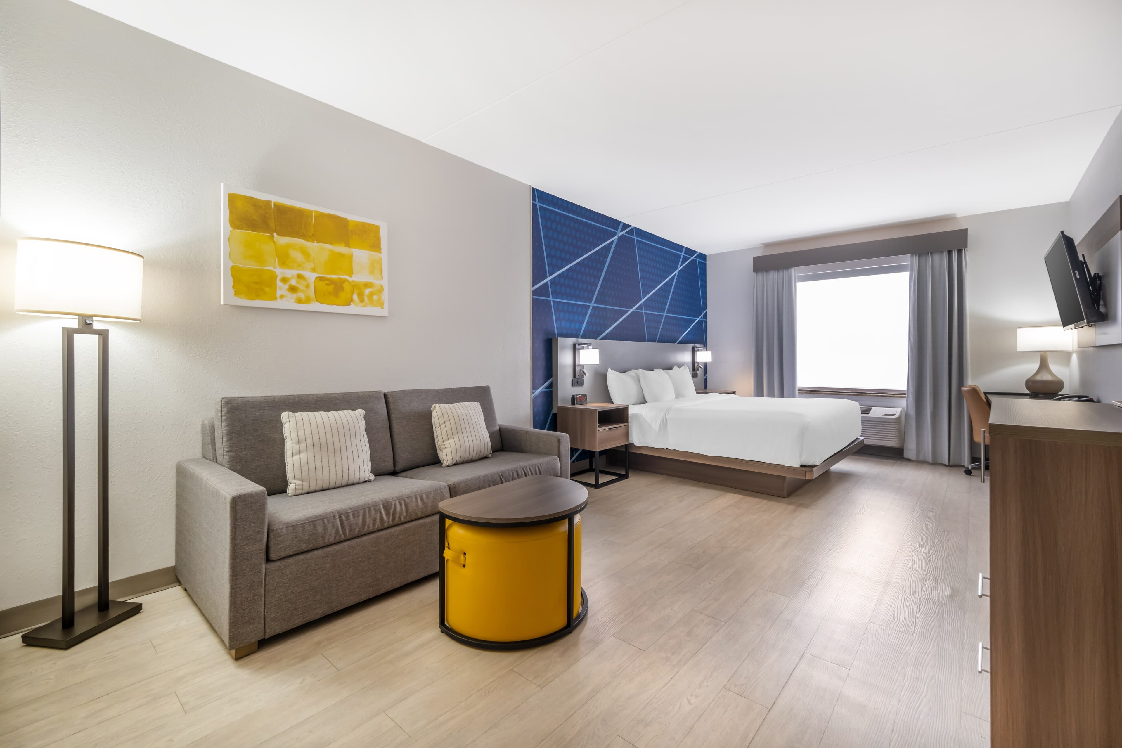 Comfort Suites Louisville Airport — 15
