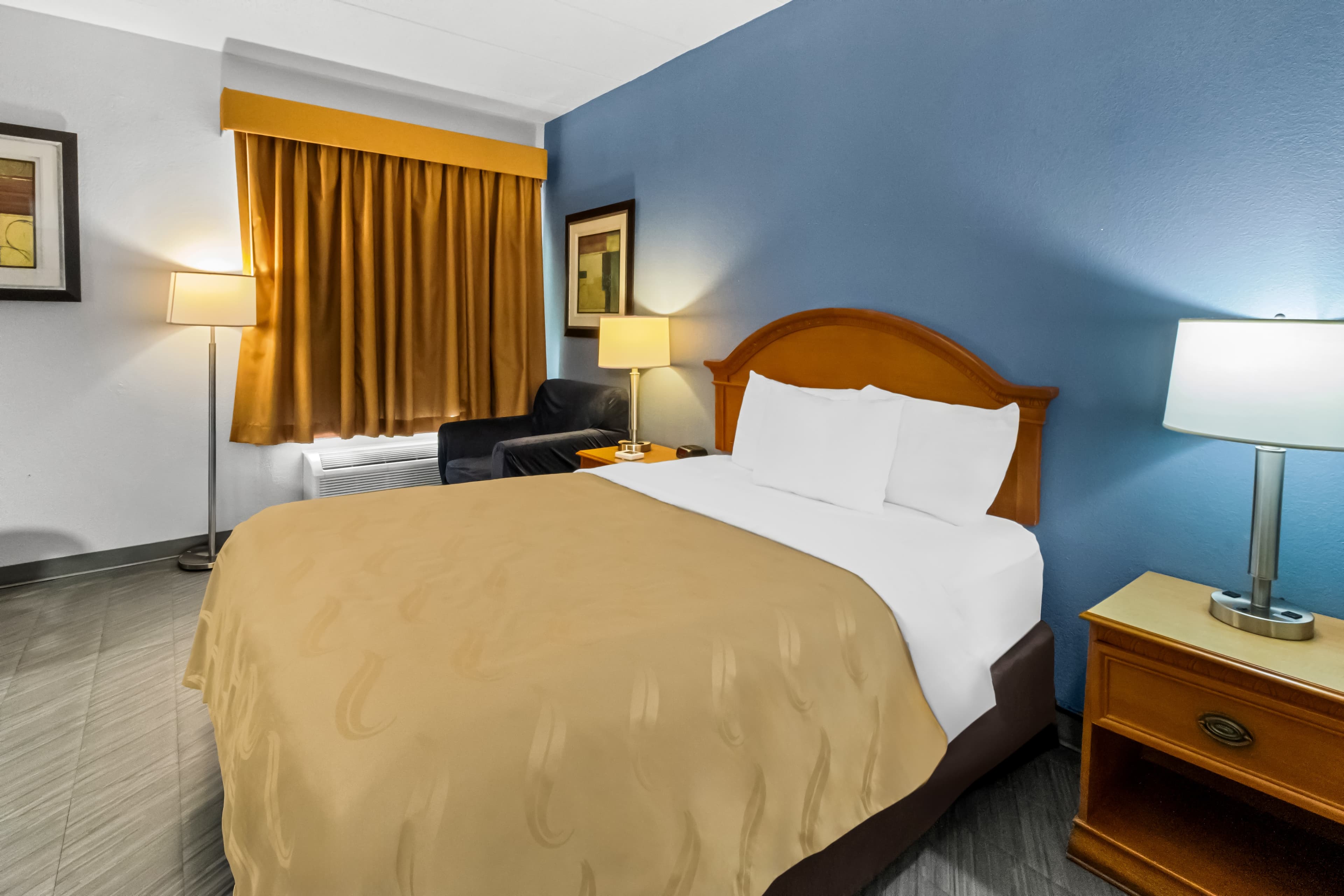 Quality Inn & Suites CVG Airport — 11