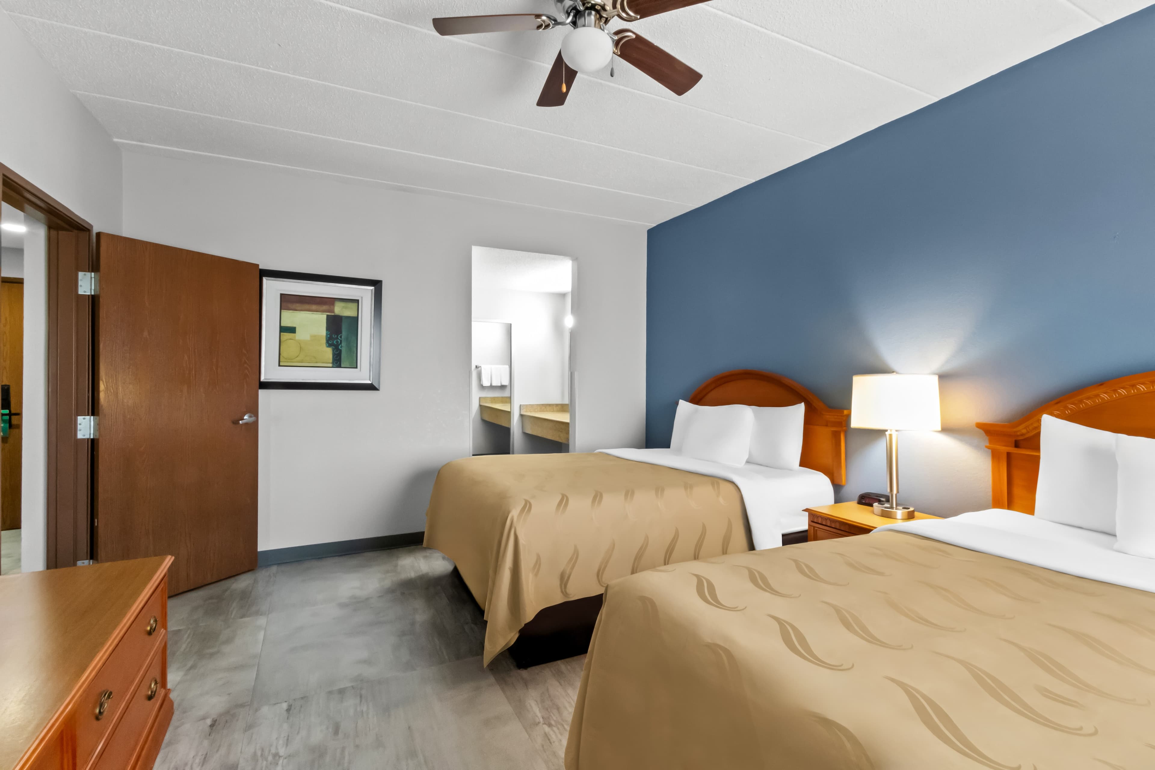Quality Inn & Suites CVG Airport — 16