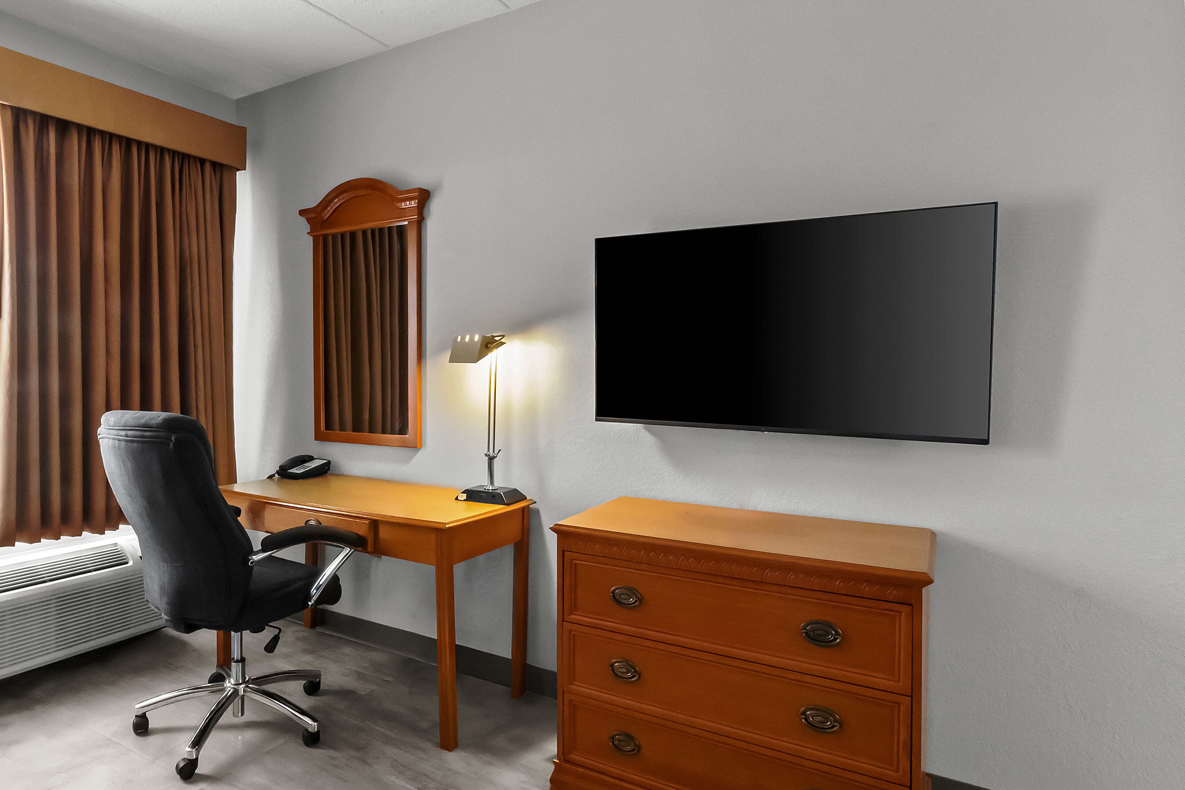 Quality Inn & Suites CVG Airport — 26