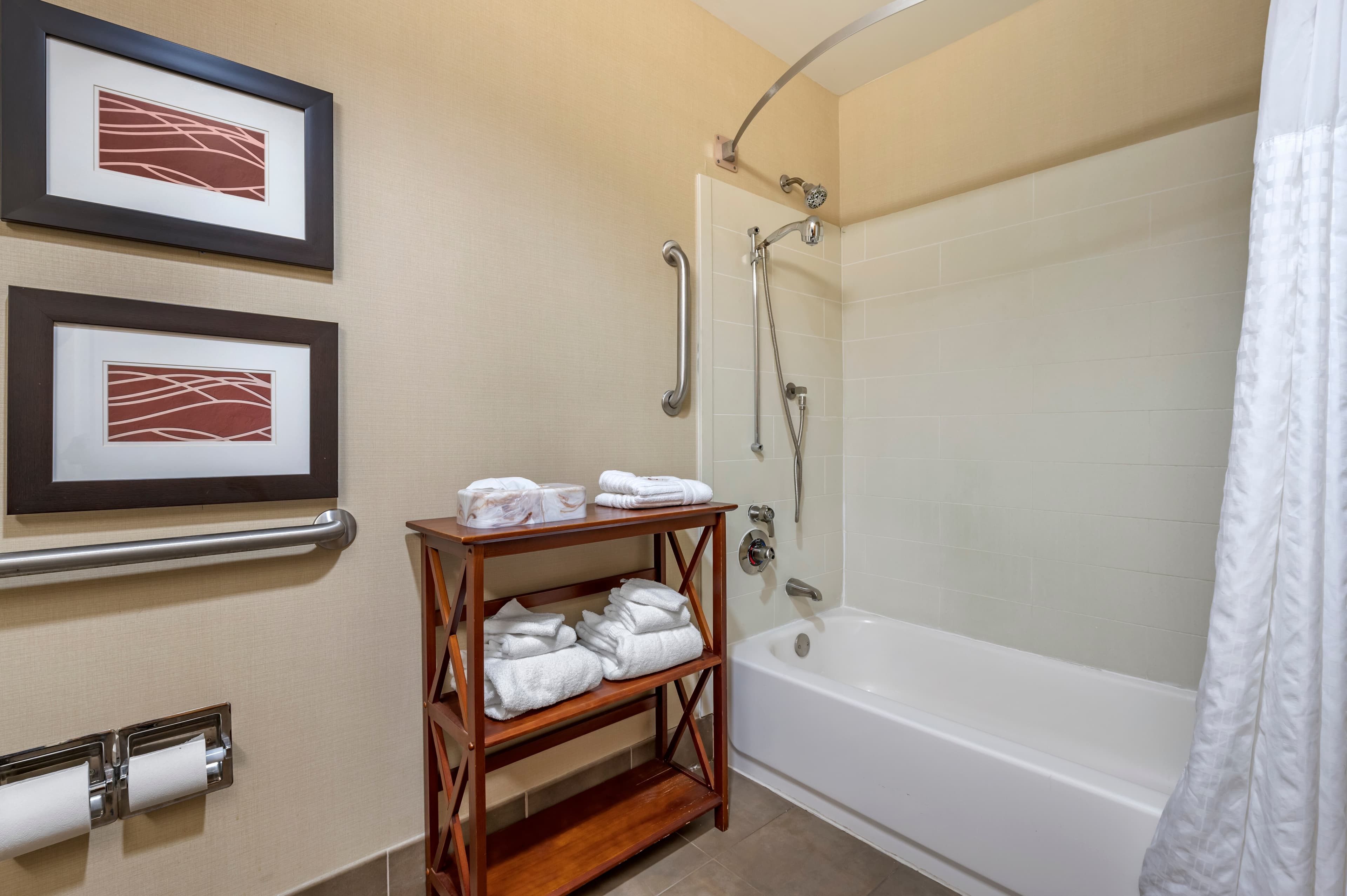 Comfort Inn Louisville Southwest - Image 4