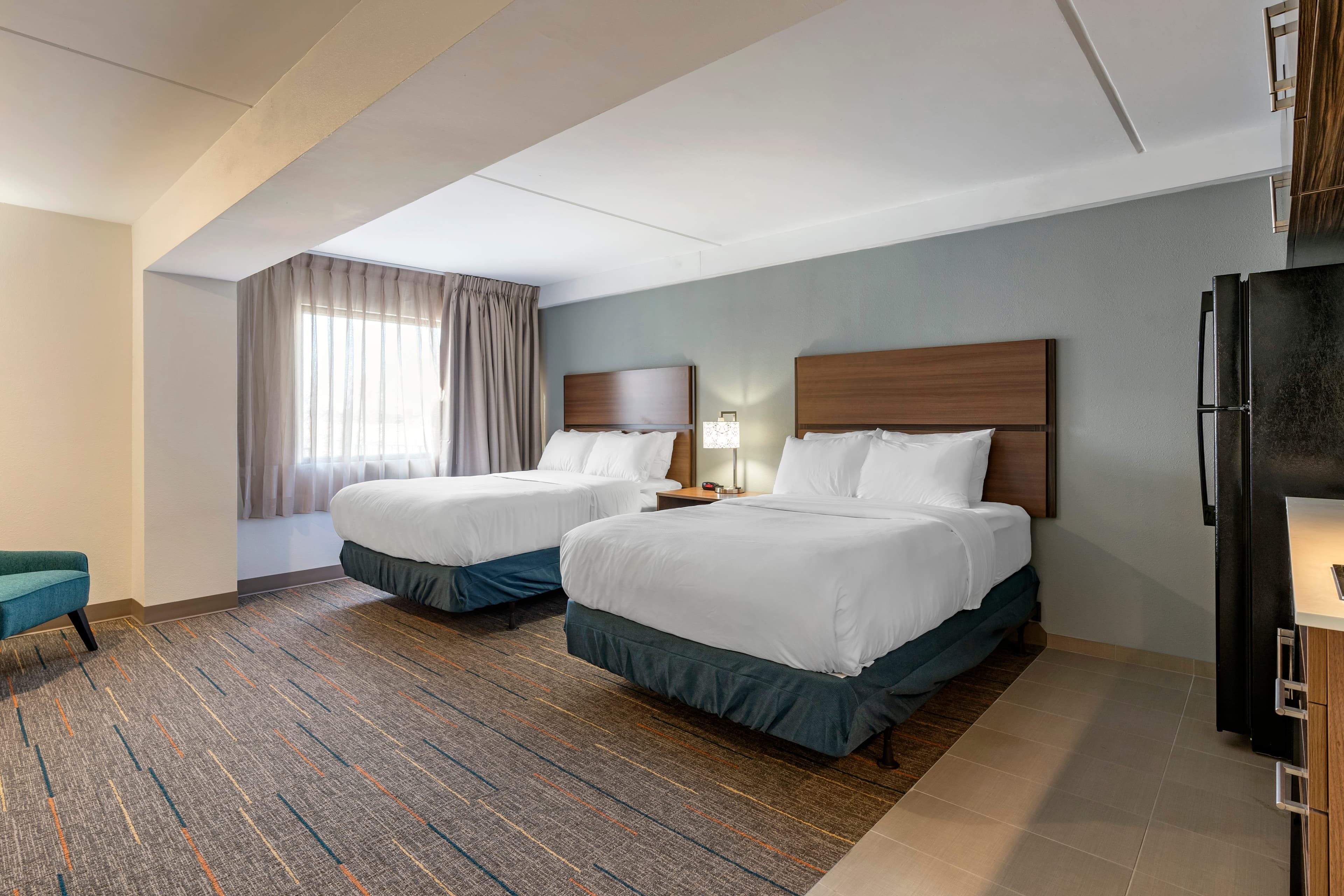 MainStay Suites Lexington I-75 — 2