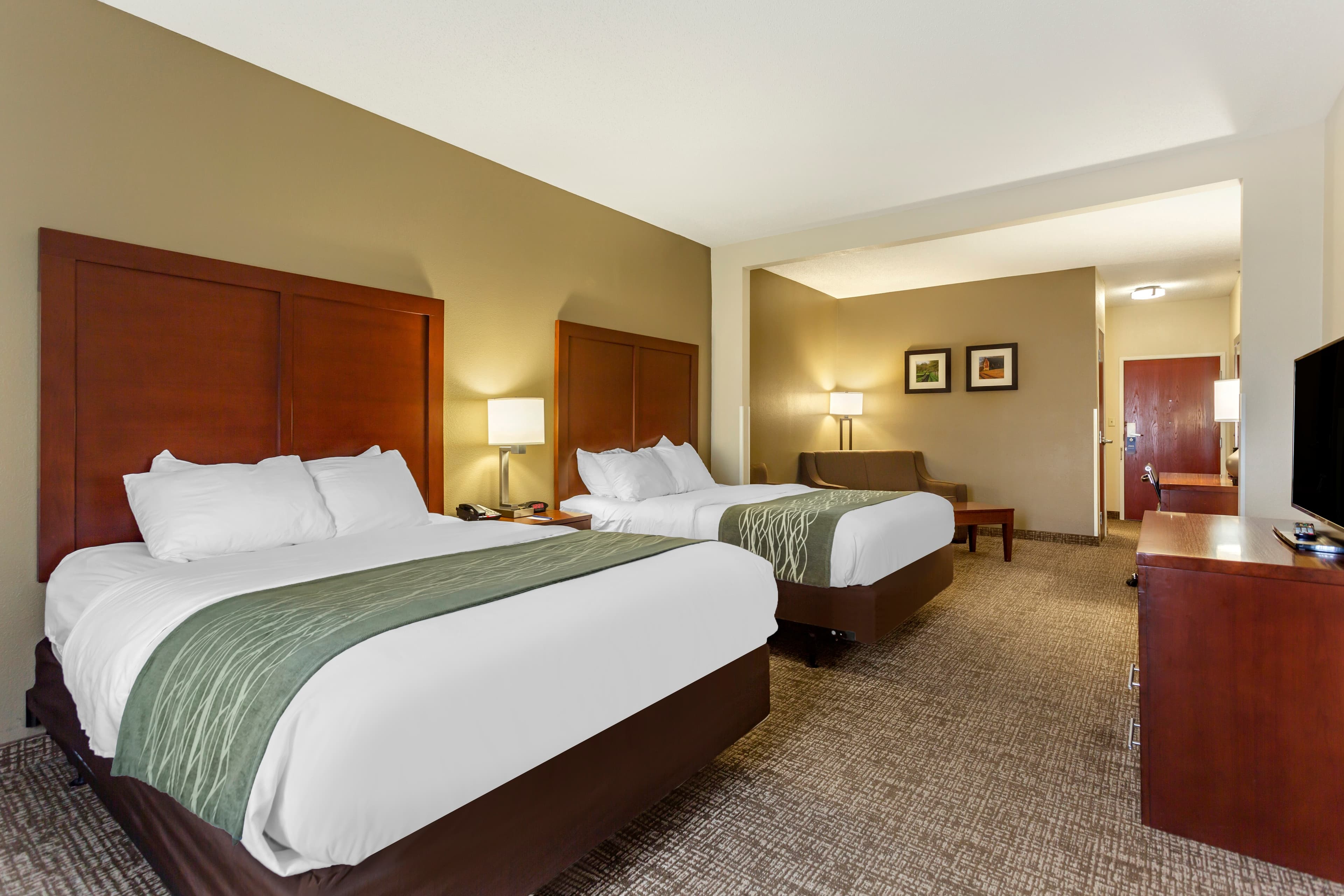 Comfort Inn & Suites Cave City — 15