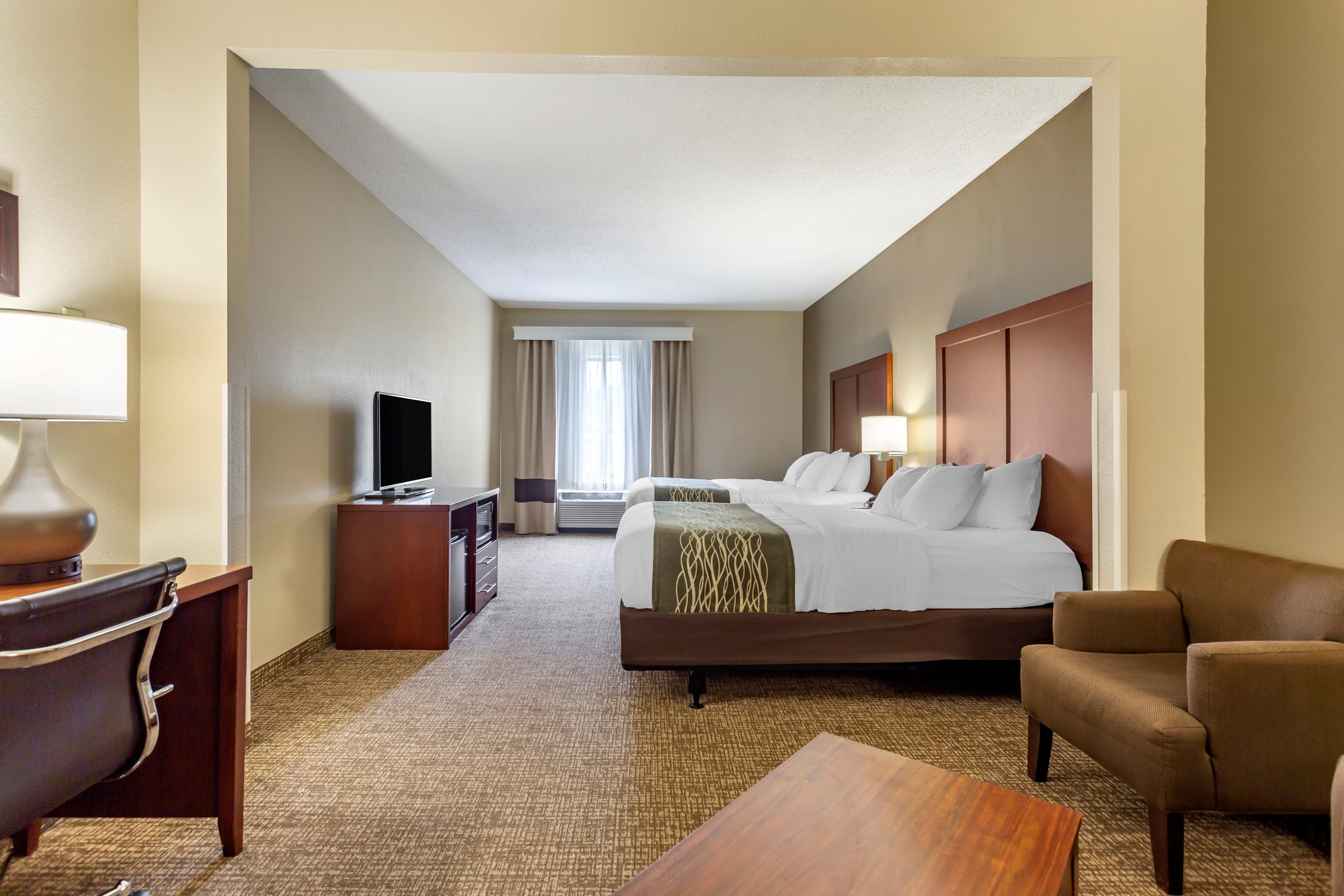 Comfort Inn & Suites Cave City — 16
