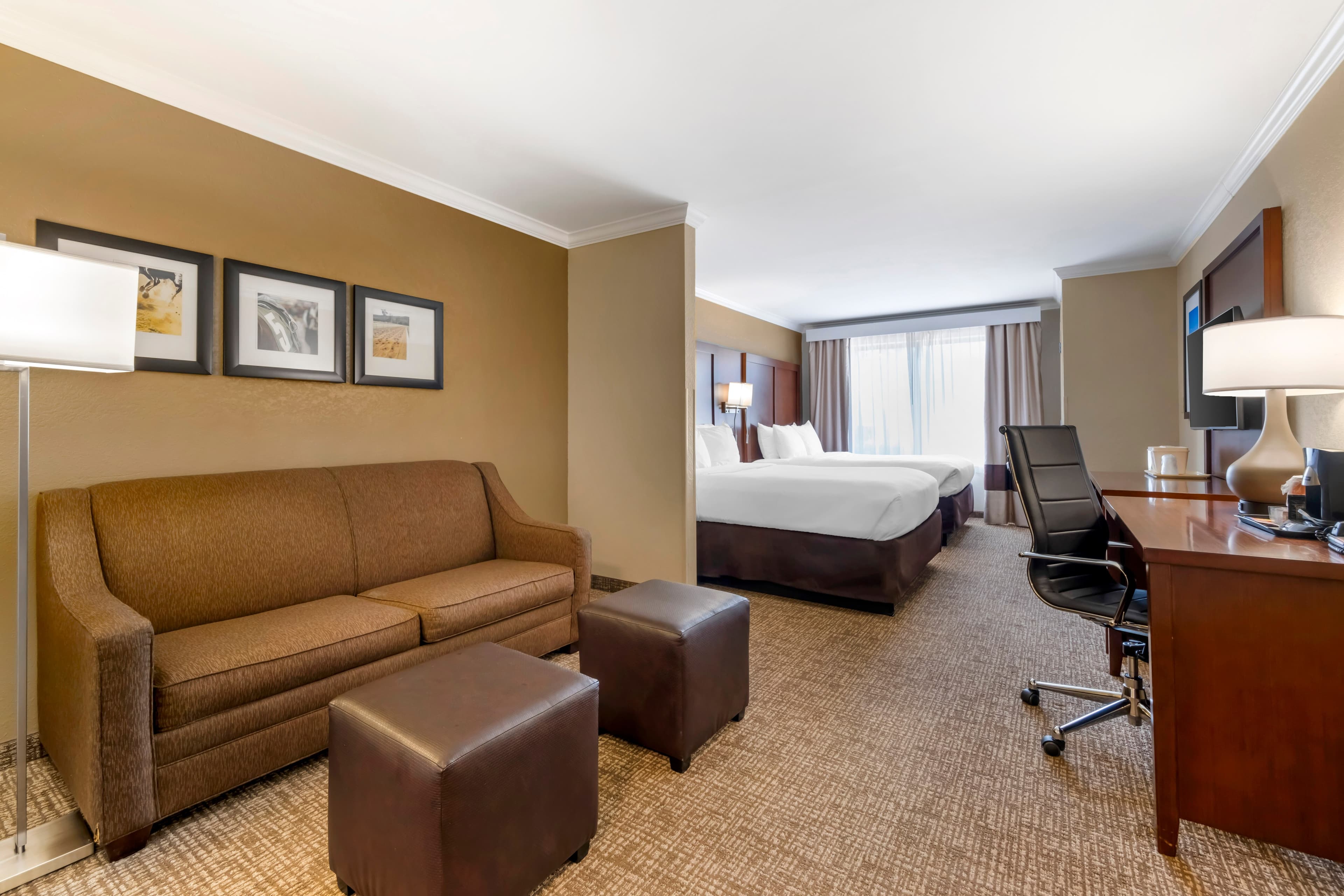 Comfort Suites Elizabethtown — 19
