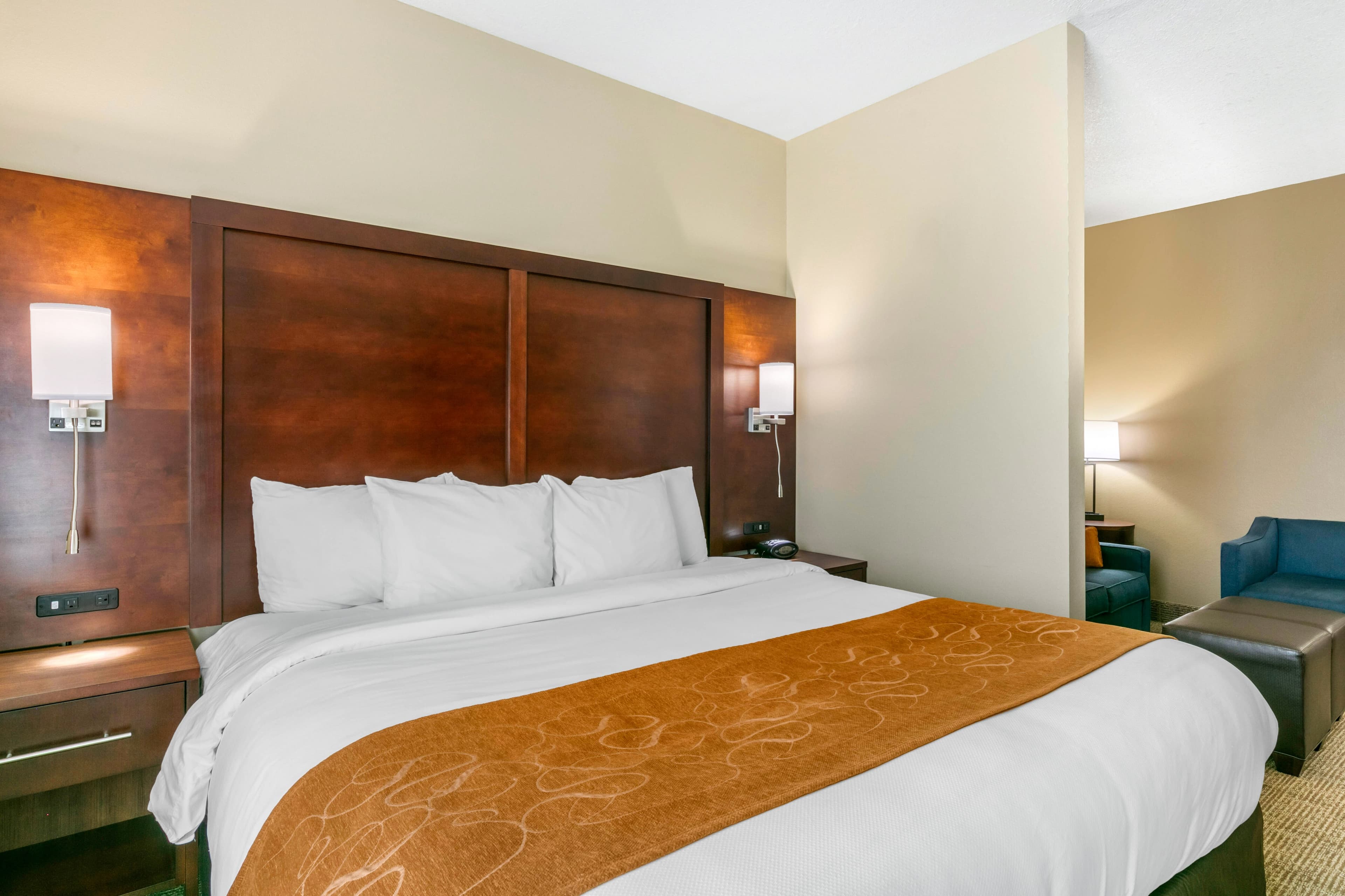 Comfort Suites Hopkinsville near Fort Campbell — 6