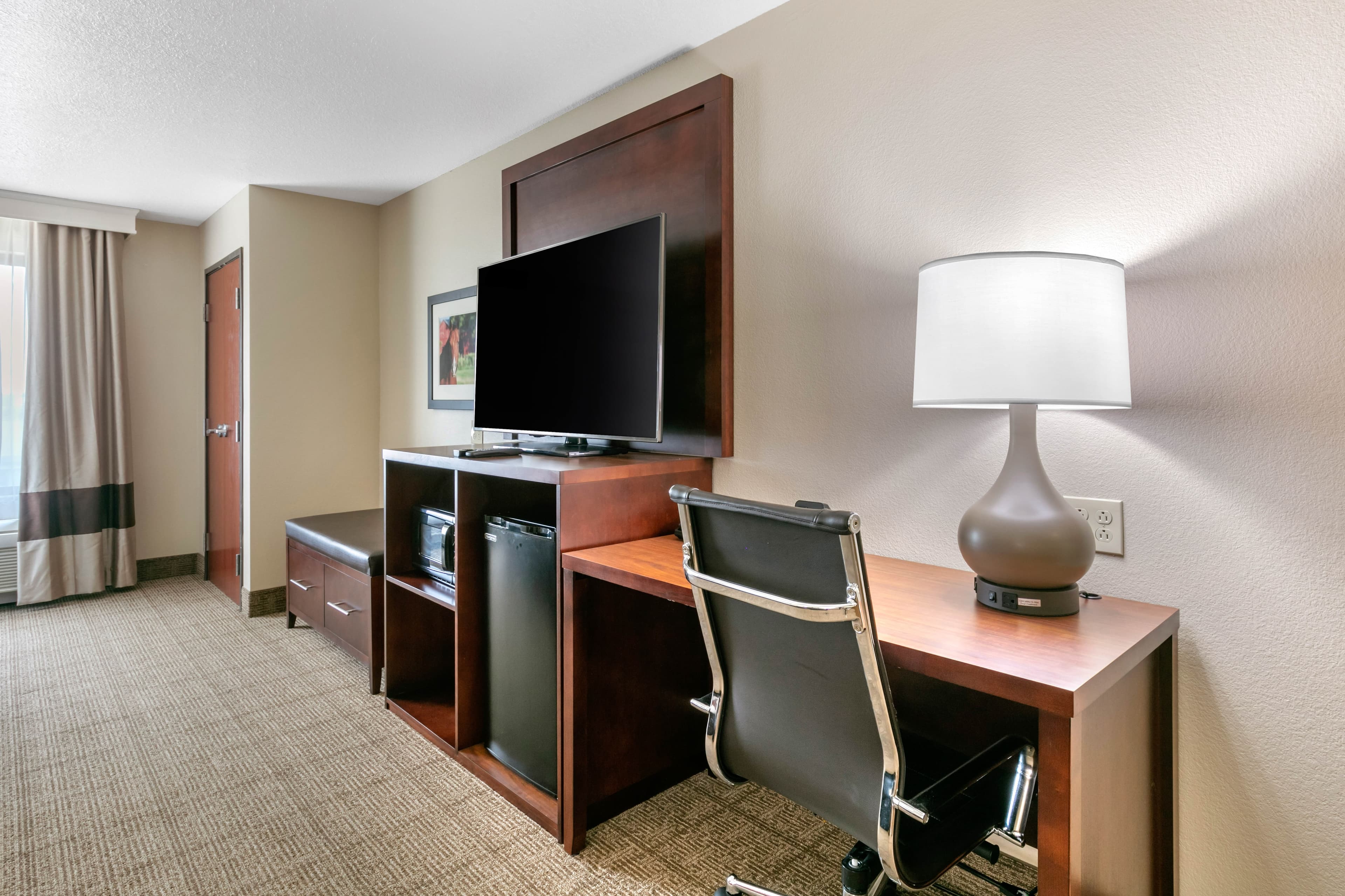Comfort Suites Hopkinsville near Fort Campbell — 12