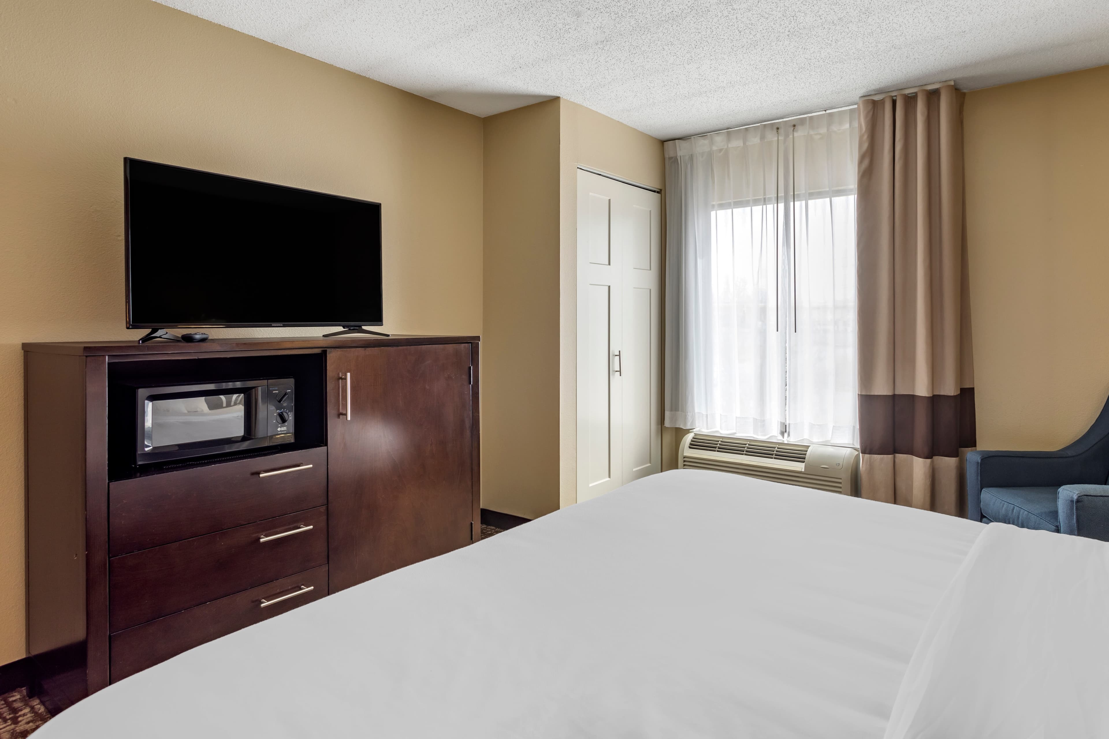 Comfort Inn Paducah I-24 — 30