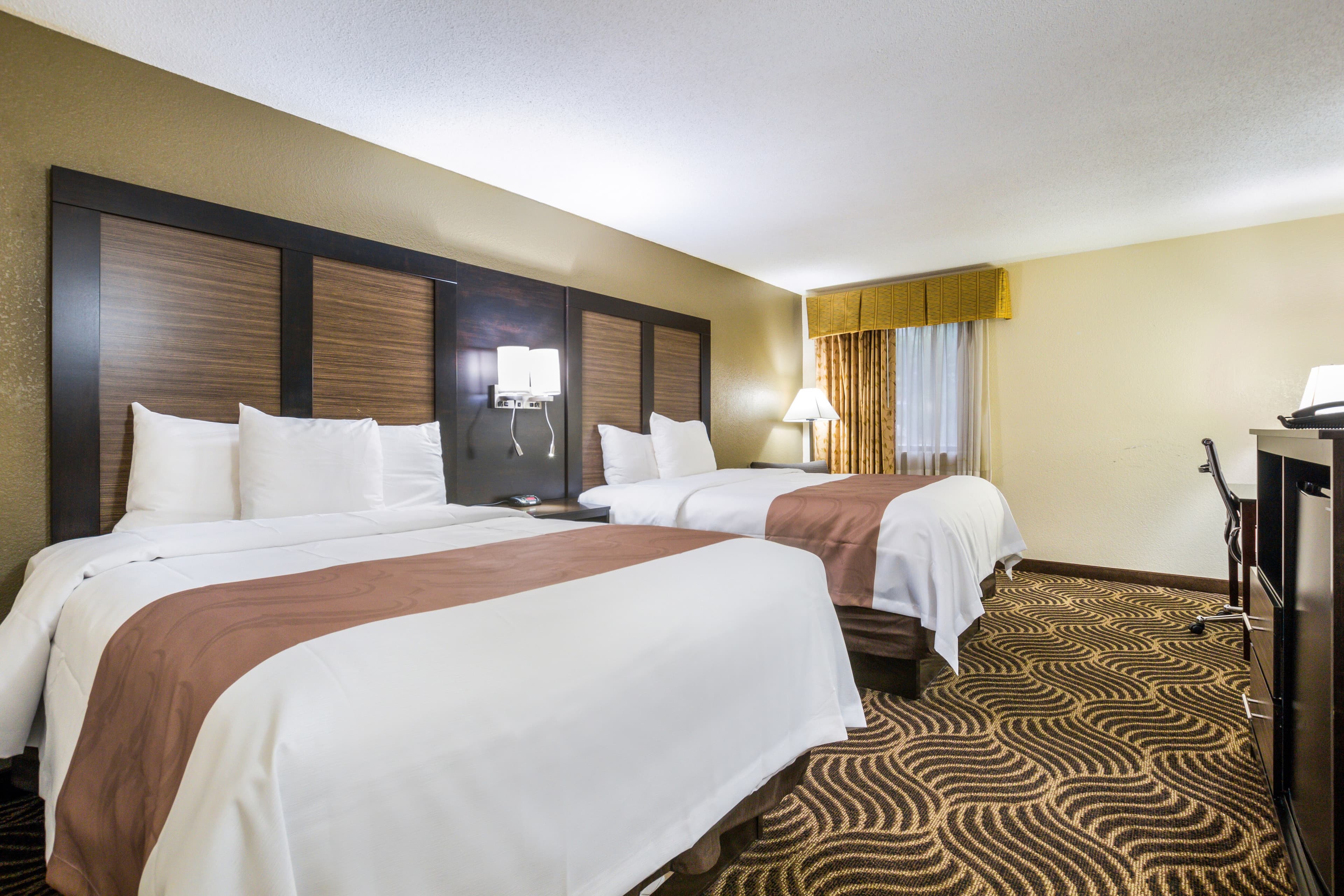 Quality Inn & Suites Florence - Cincinnati South - Image 2