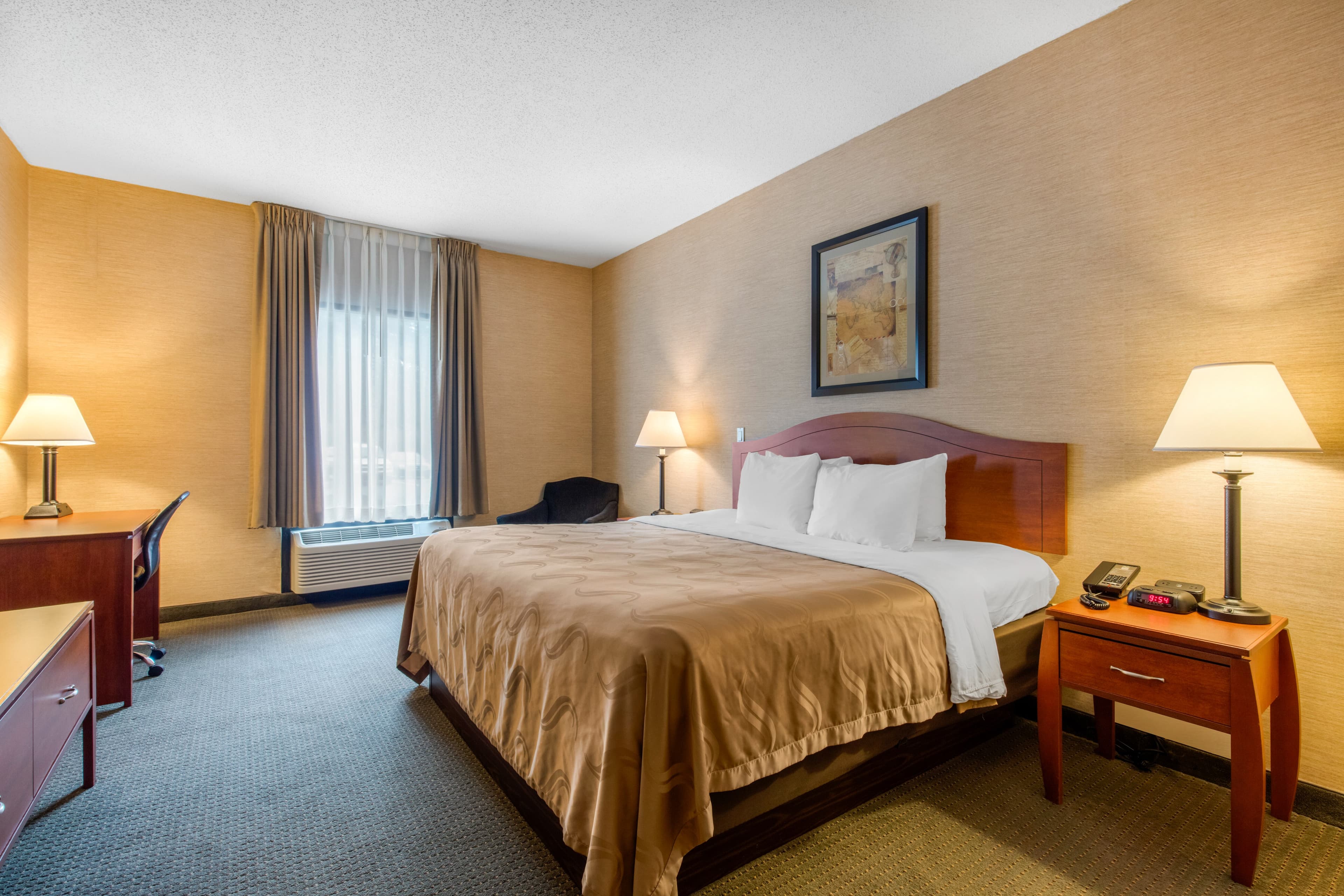 Quality Inn & Suites Benton - Draffenville - Image 2