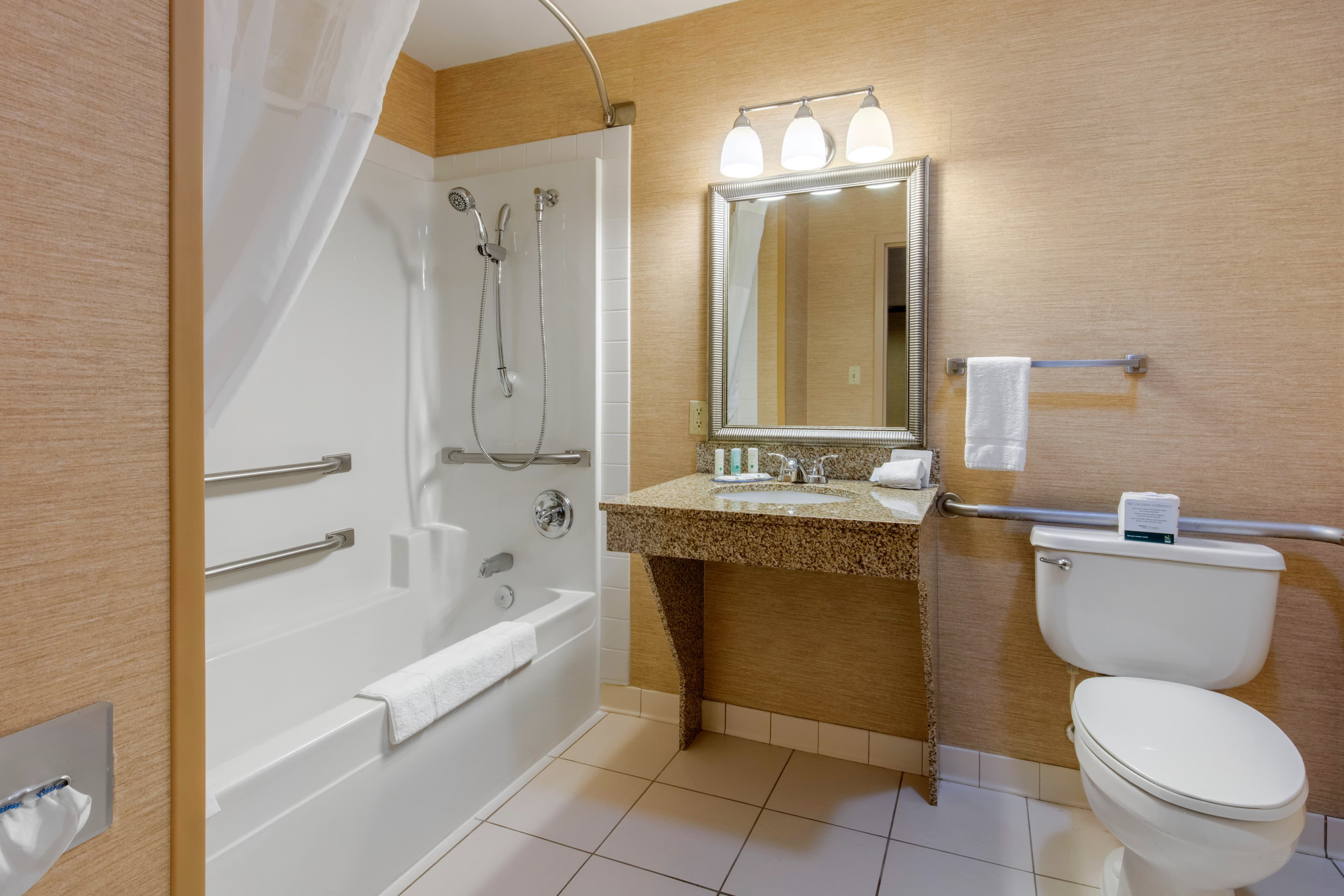 Quality Inn & Suites Benton - Draffenville — 6