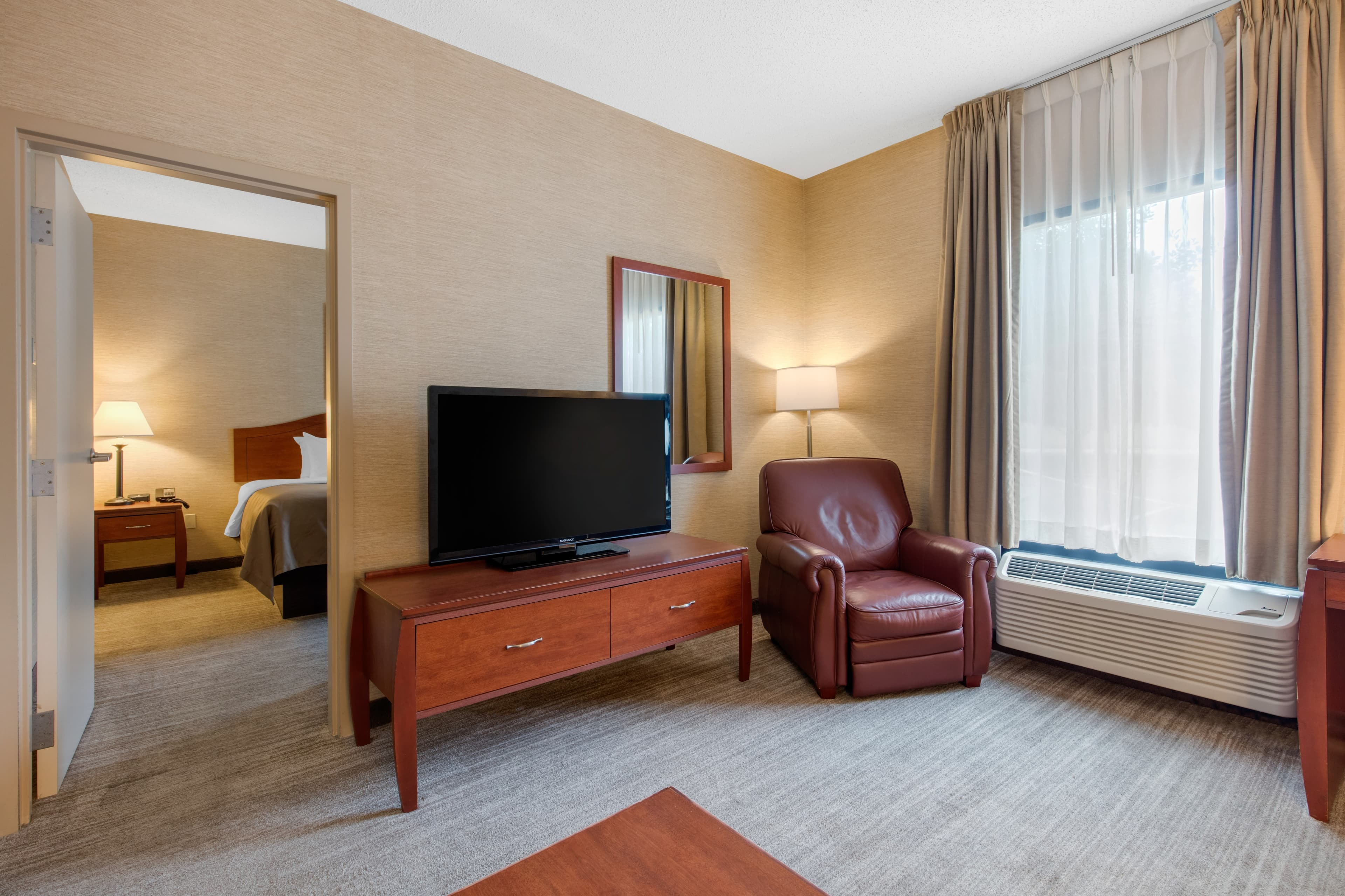 Quality Inn & Suites Benton - Draffenville — 29