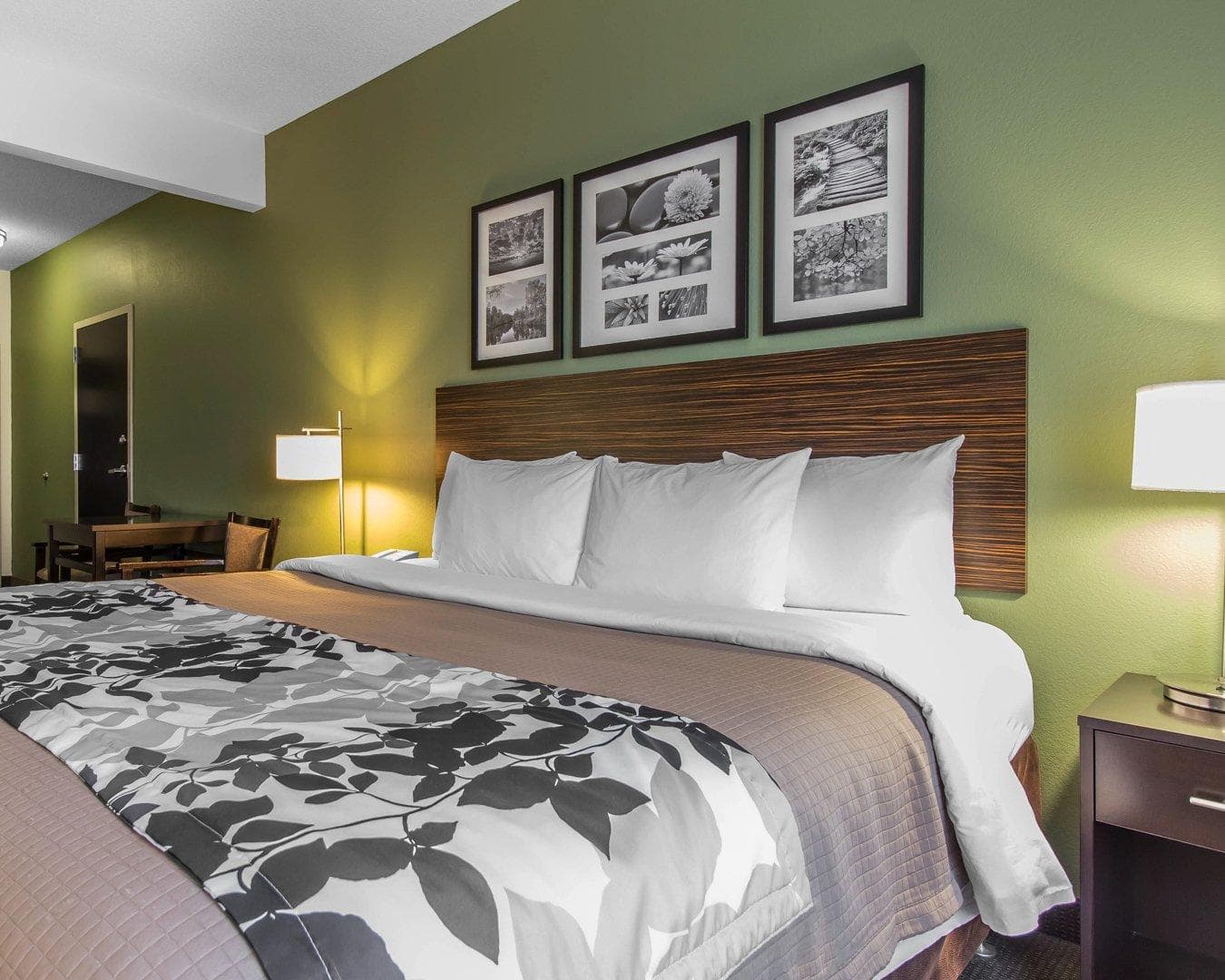 Sleep Inn & Suites Middlesboro - Image 2