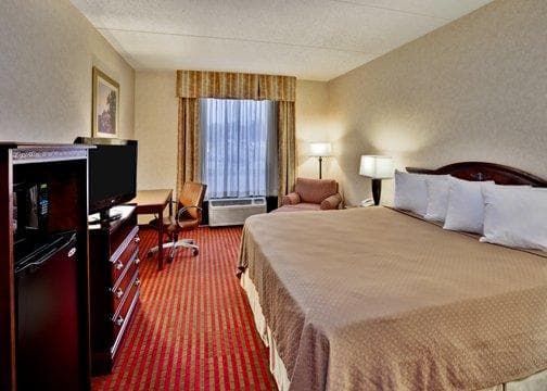 Quality Inn & Suites Somerset Downtown - Image 2
