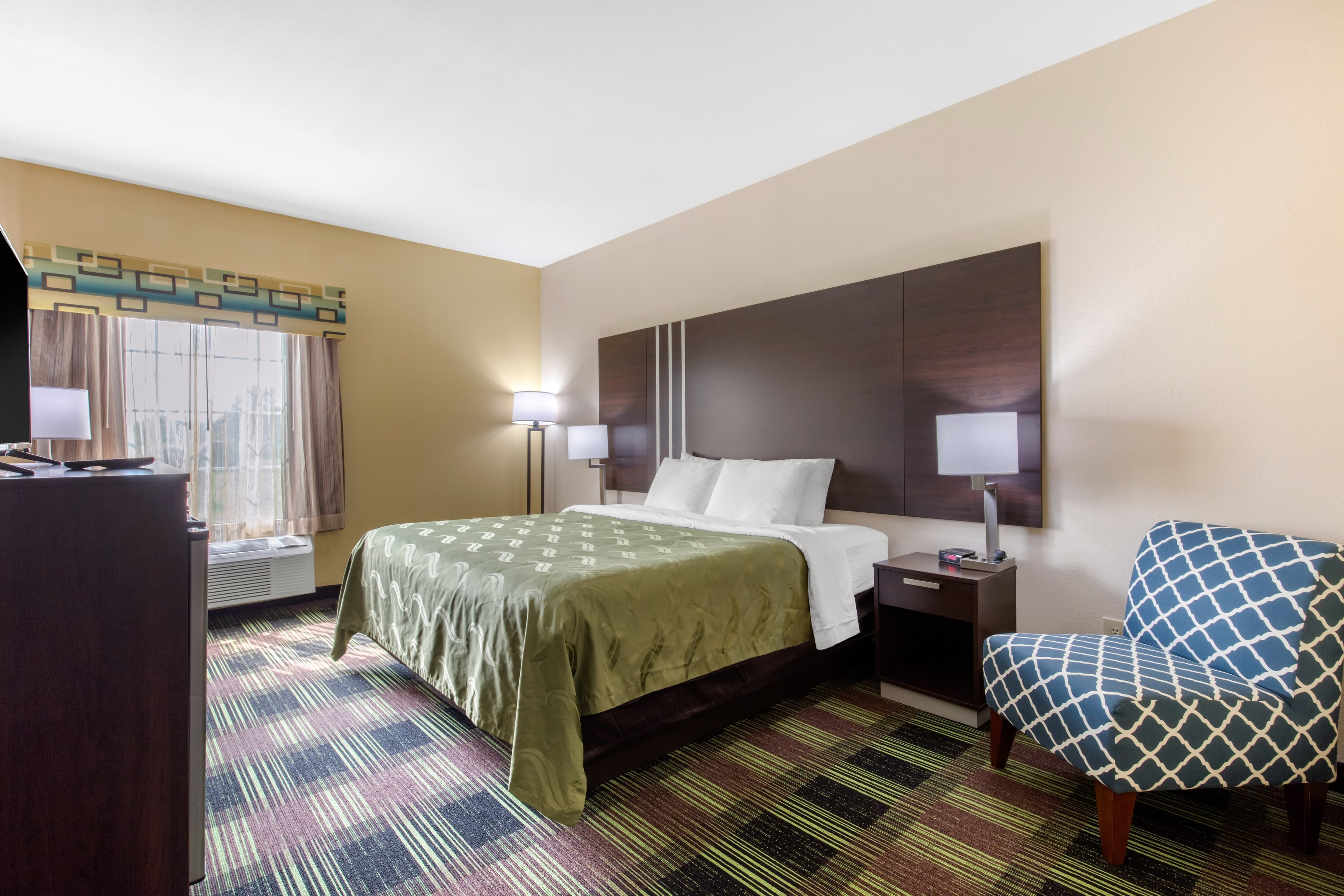 Quality Inn Cadiz - Image 2