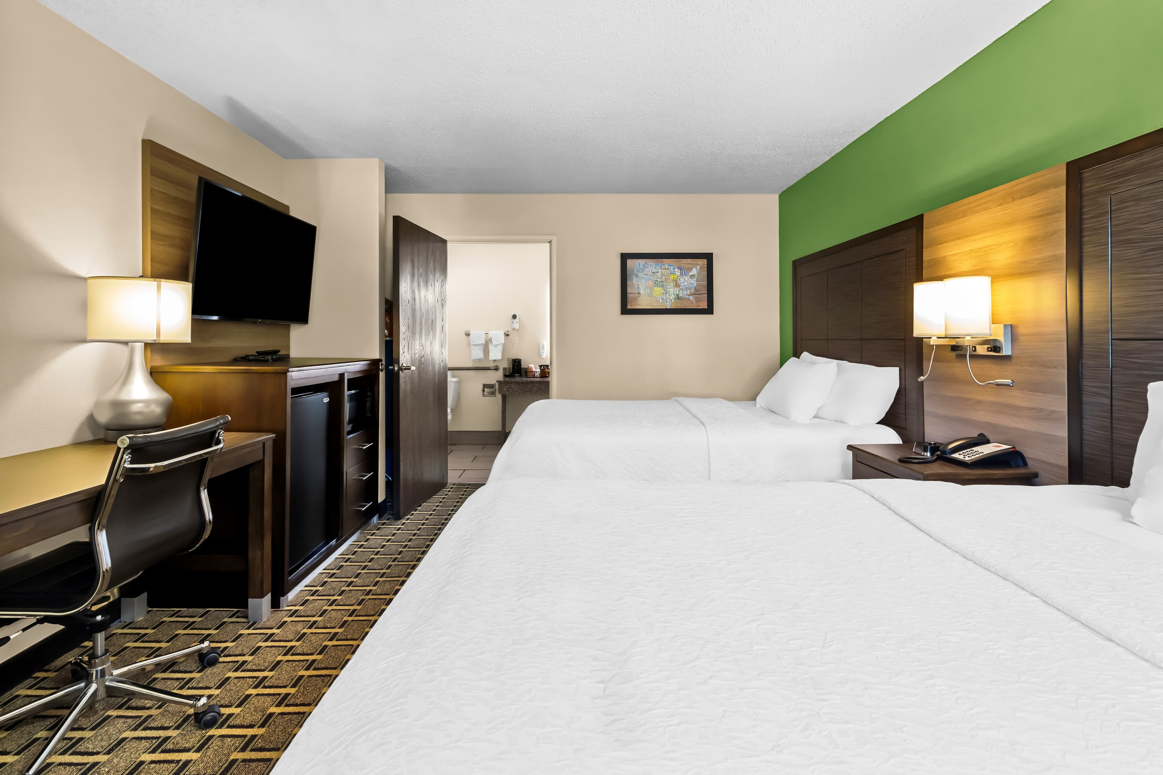 Econo Lodge Russellville - Image 3