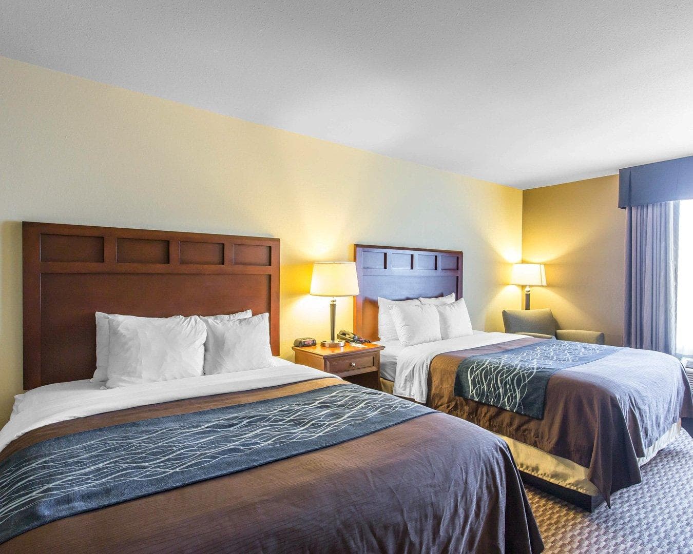 Comfort Inn & Suites Madisonville — 8