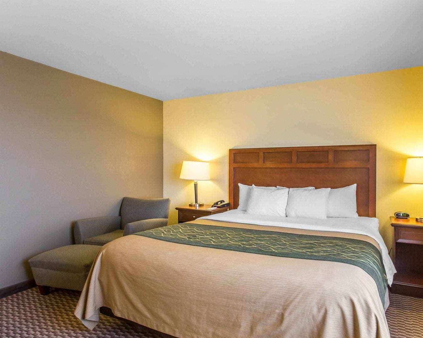 Comfort Inn & Suites Madisonville — 27