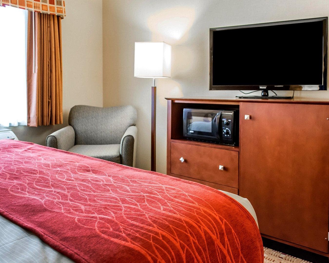 Comfort Inn & Suites Franklin East — 11