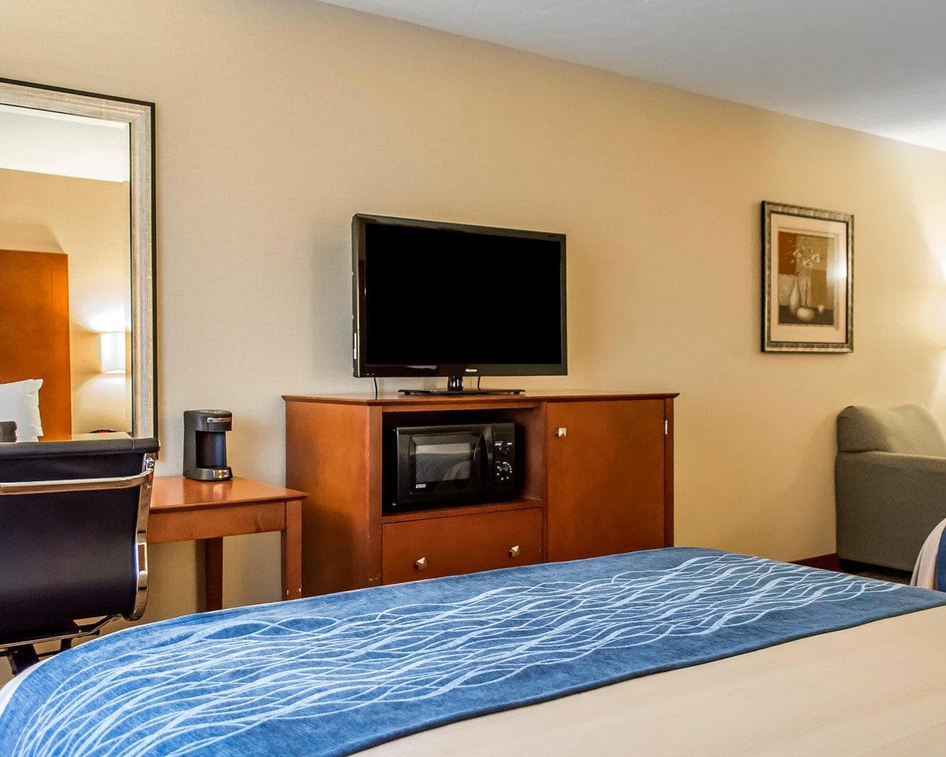 Comfort Inn & Suites Franklin East — 24