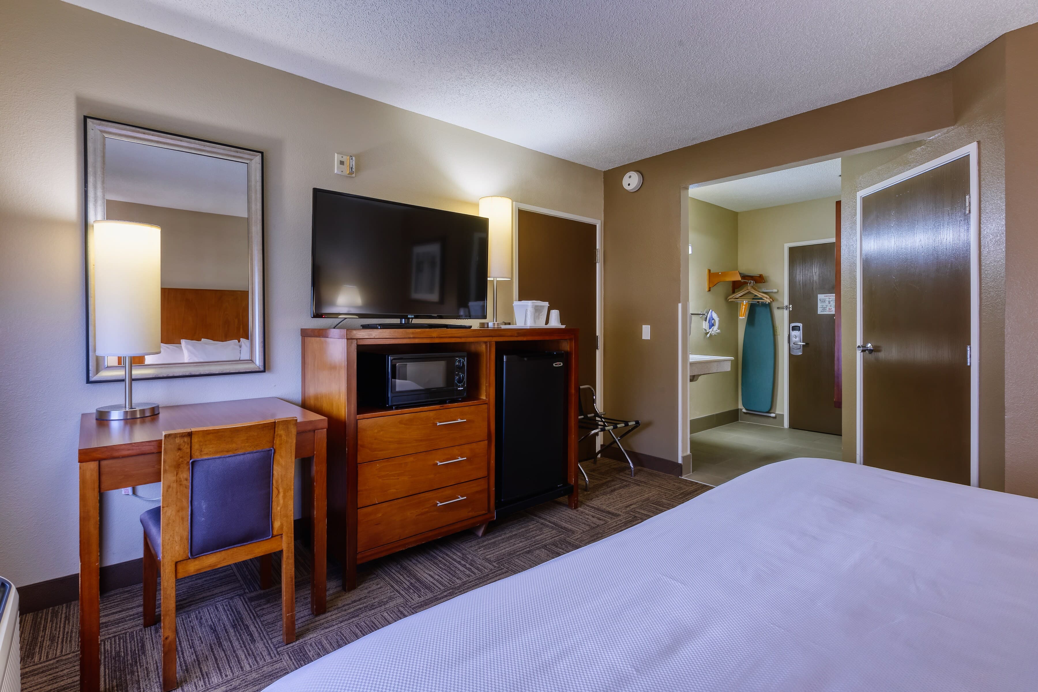 Comfort Inn Shepherdsville - Louisville South - Image 5