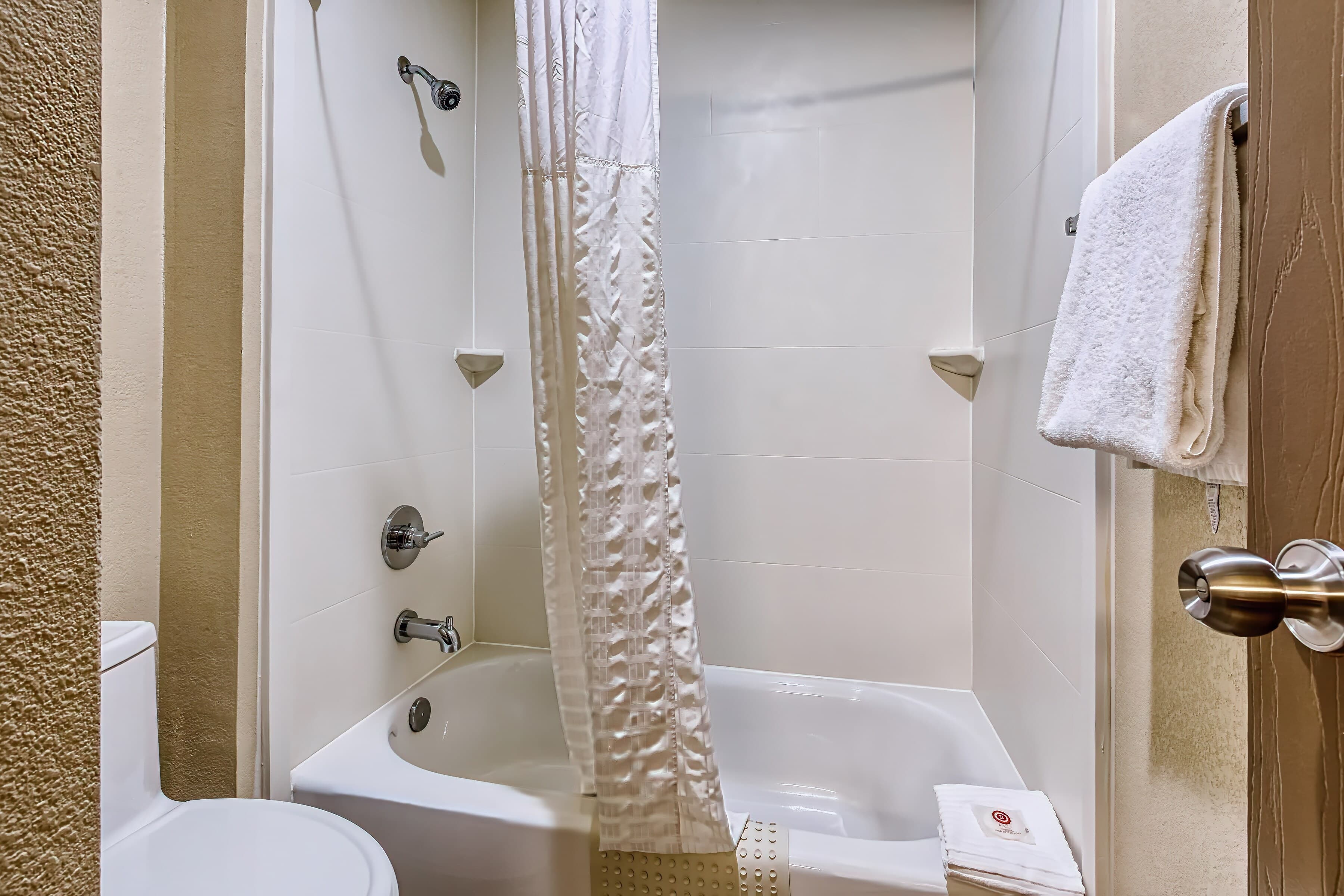 Comfort Inn Shepherdsville - Louisville South — 13