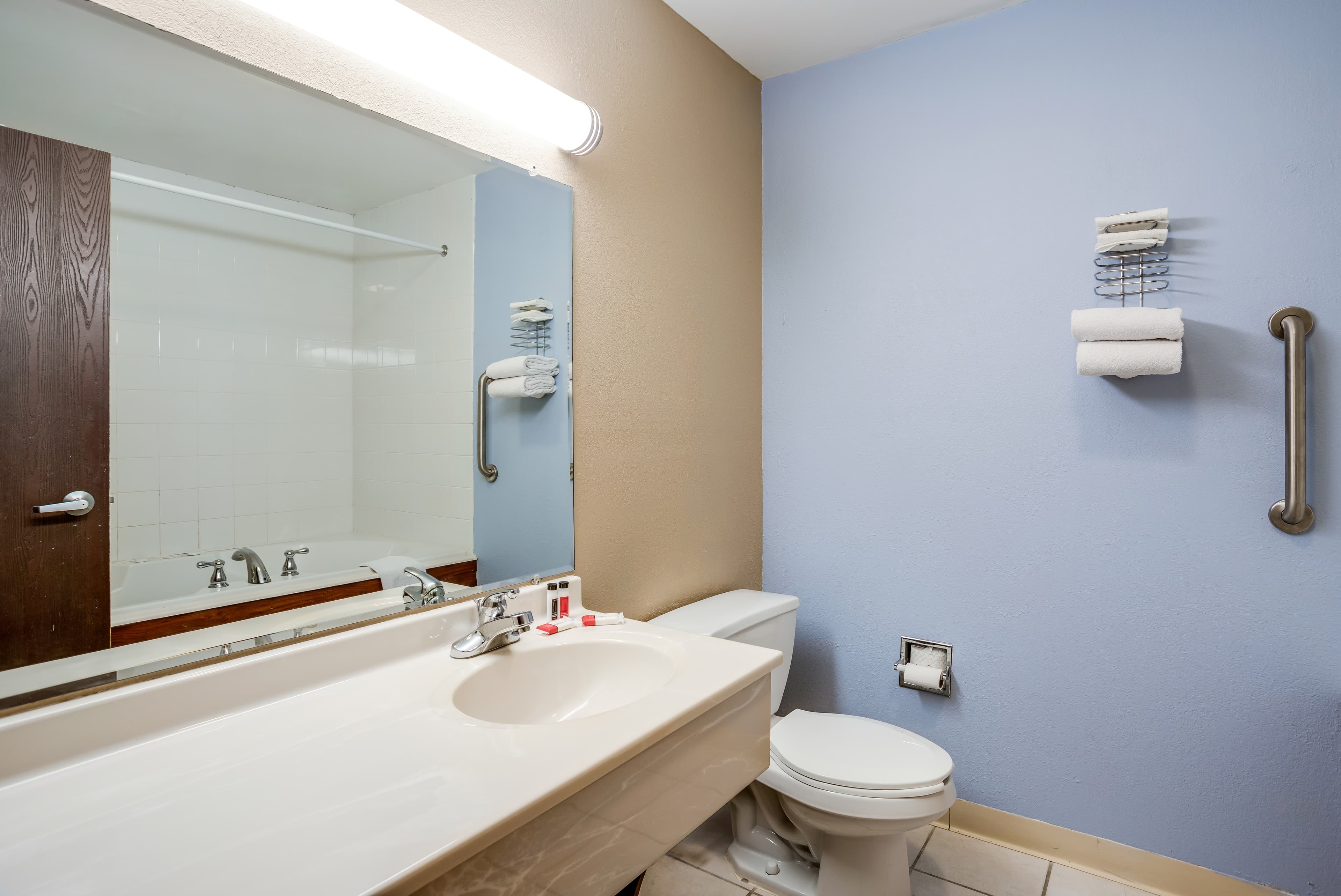 Quality Inn Calvert City - Paducah East — 3