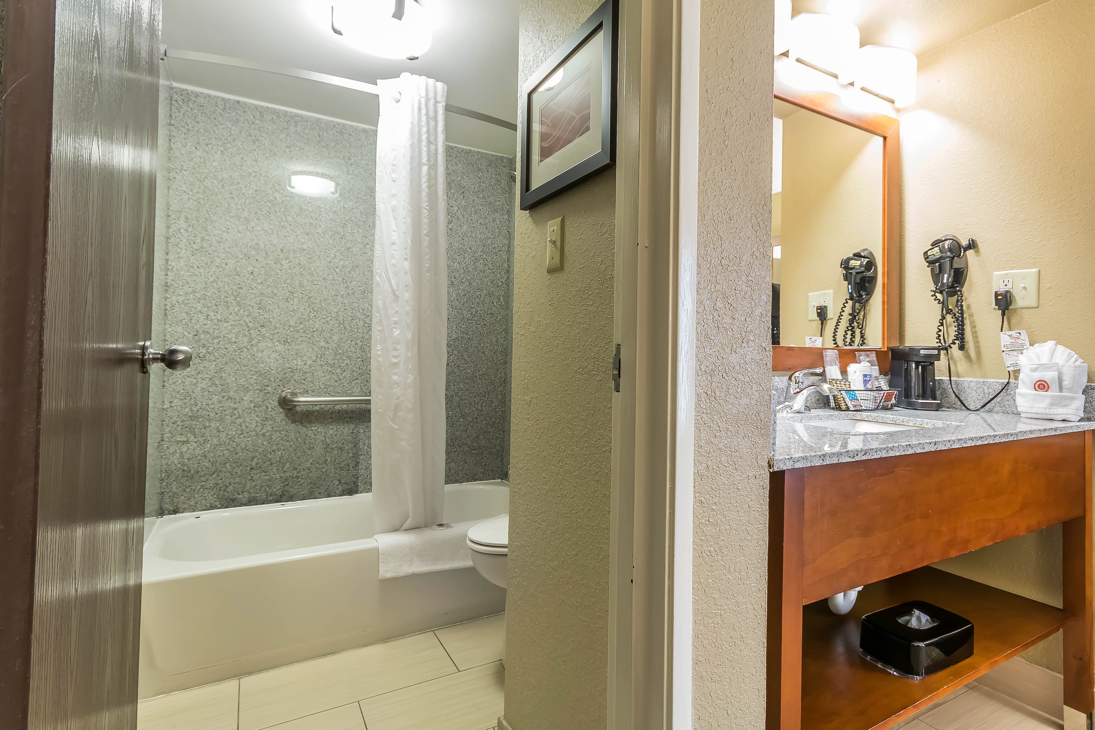 Comfort Inn & Suites Lexington - Hamburg I-75 — 14