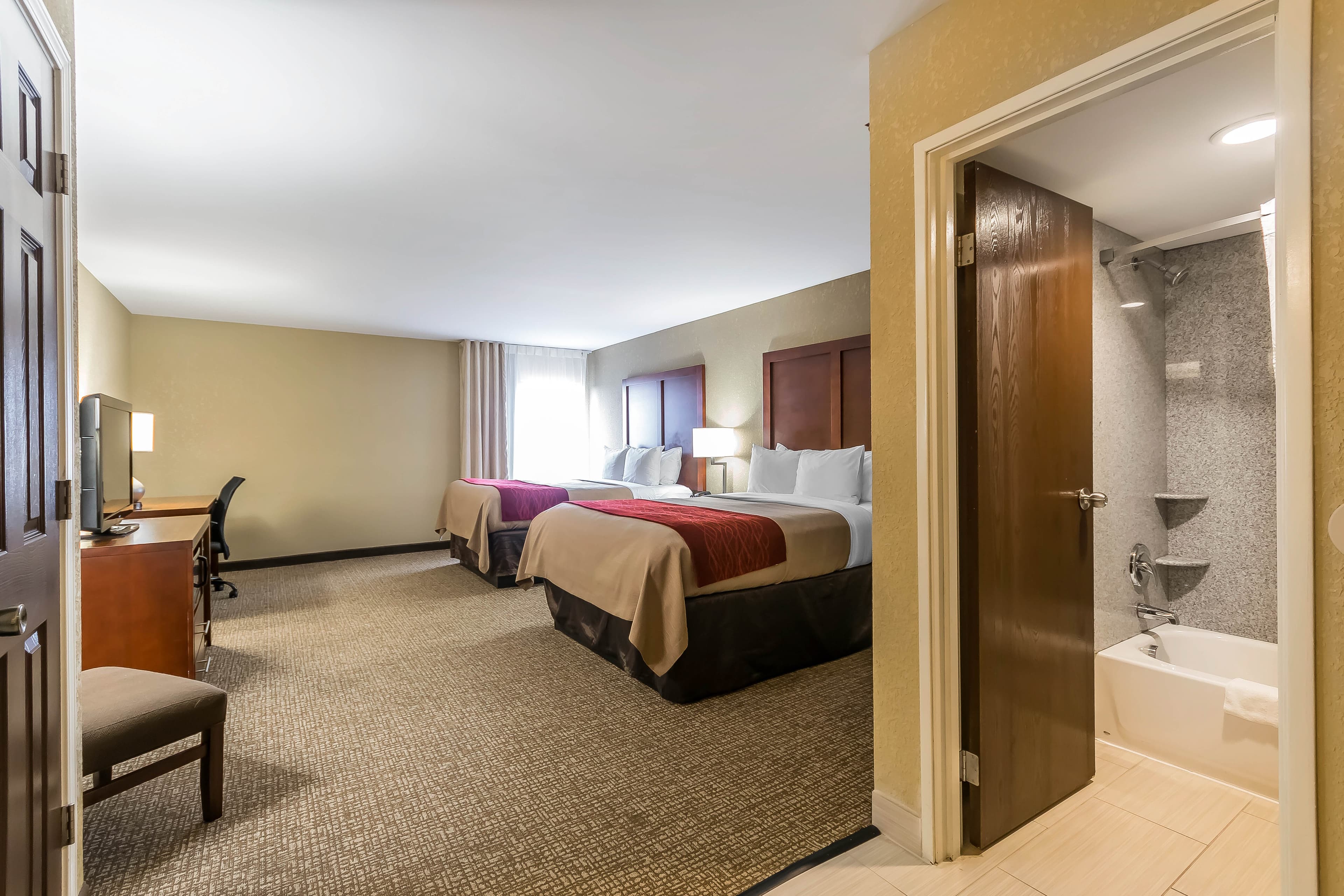 Comfort Inn & Suites Lexington - Hamburg I-75 — 17