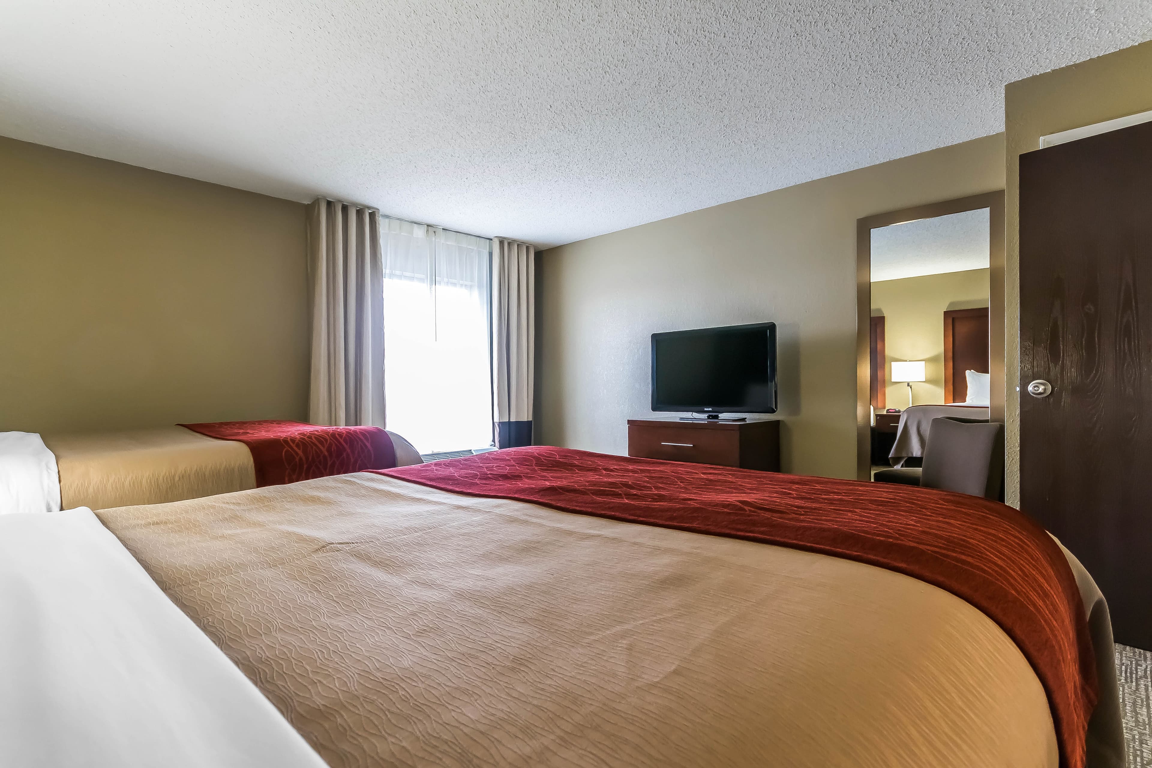 Comfort Inn & Suites Lexington - Hamburg I-75 — 26