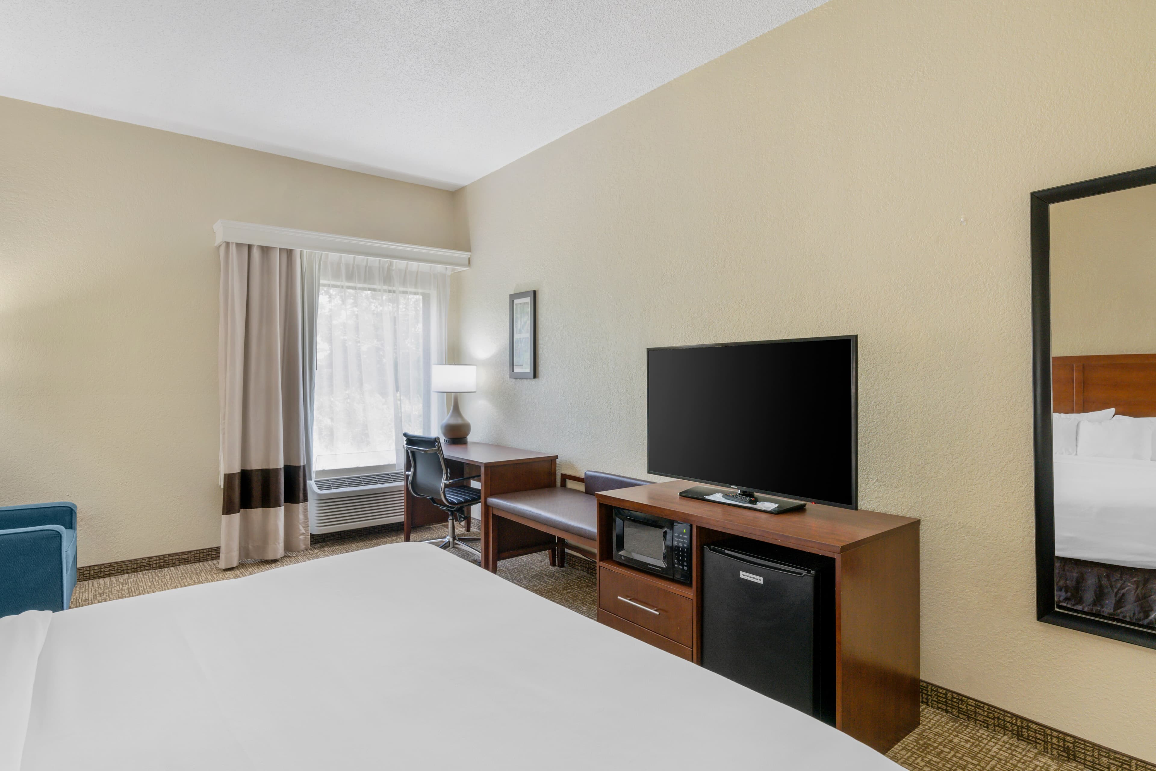 Comfort Inn & Suites La Grange - Louisville Area - Image 5