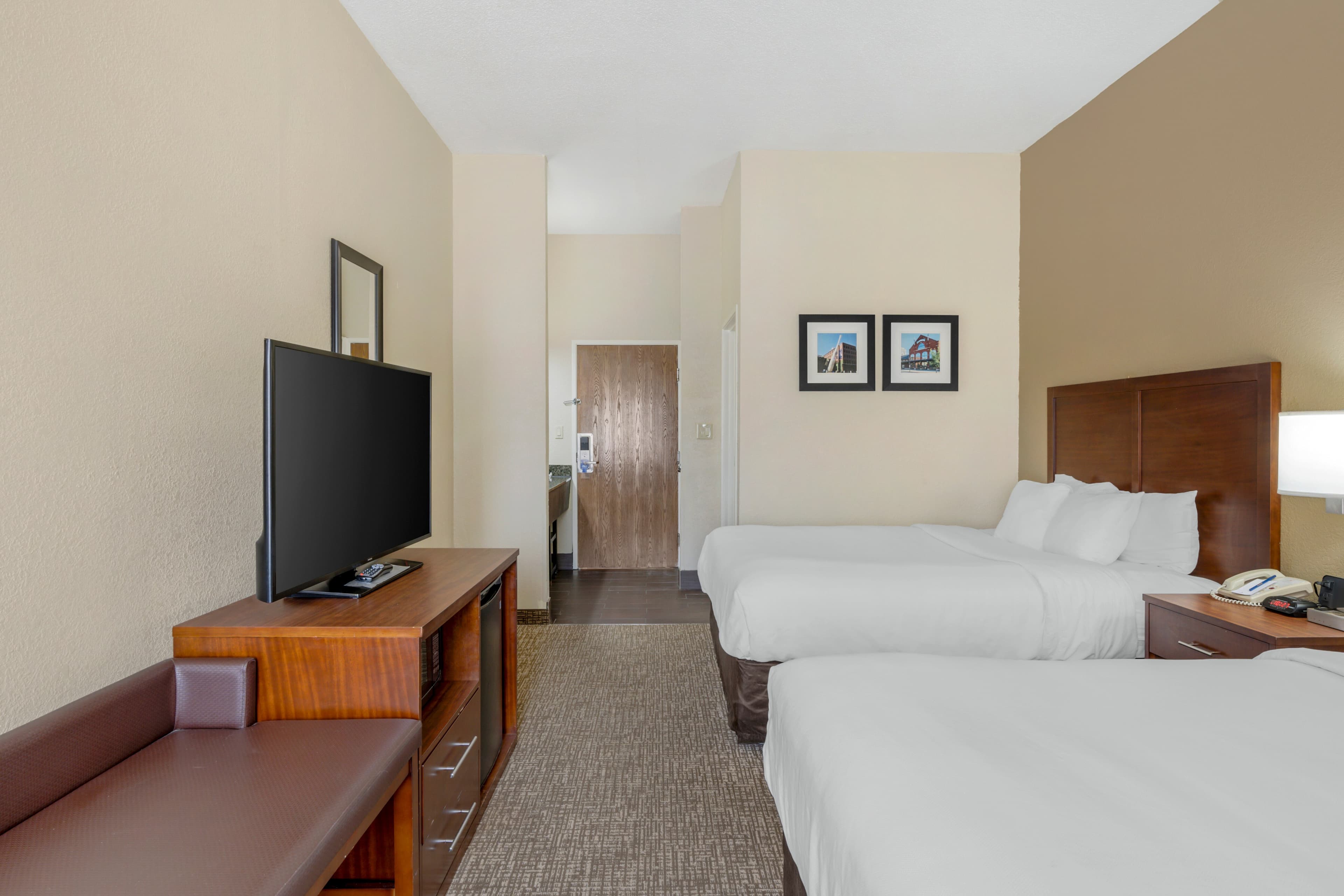 Comfort Inn & Suites La Grange - Louisville Area — 7