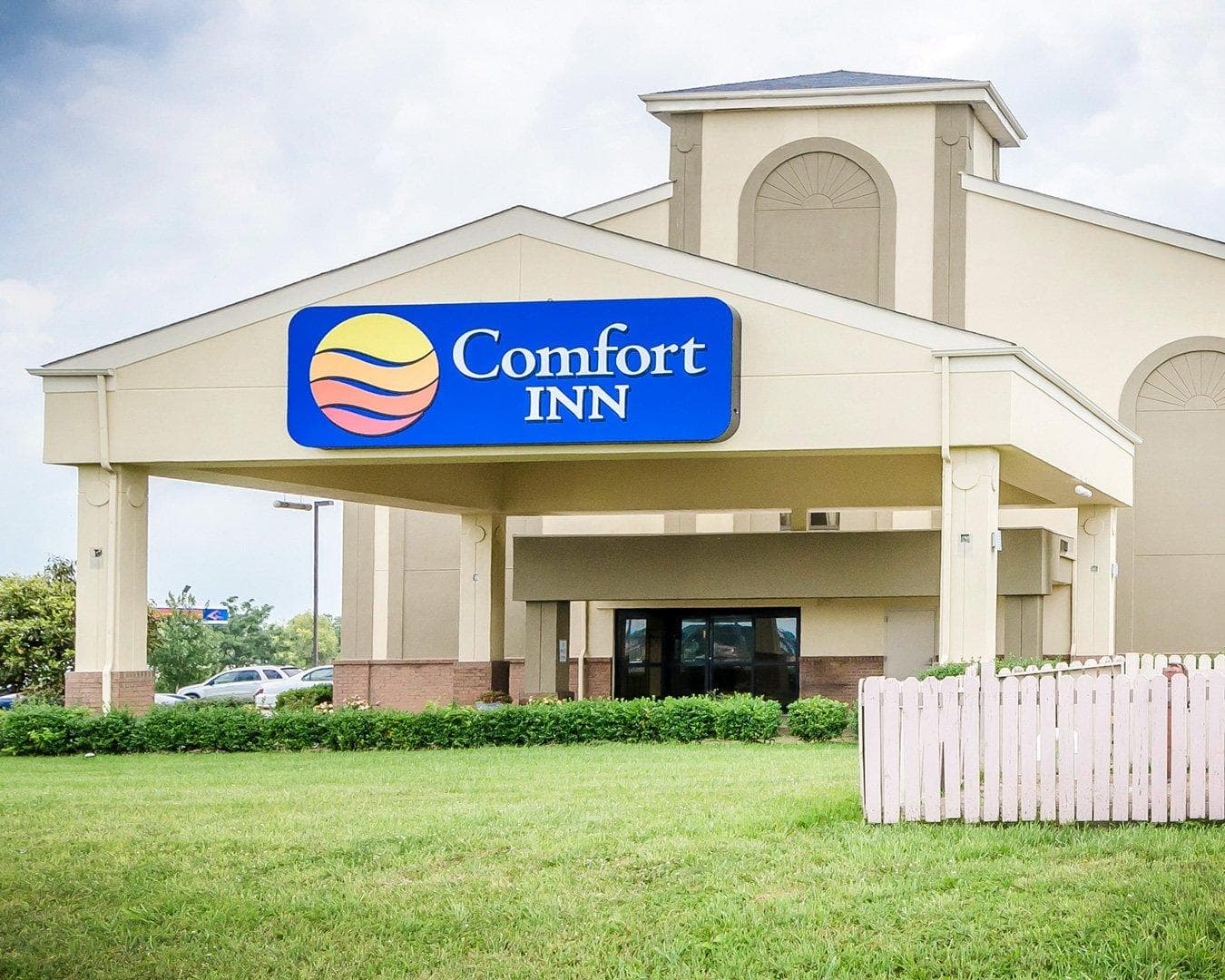 Comfort Inn Winchester - Image 1