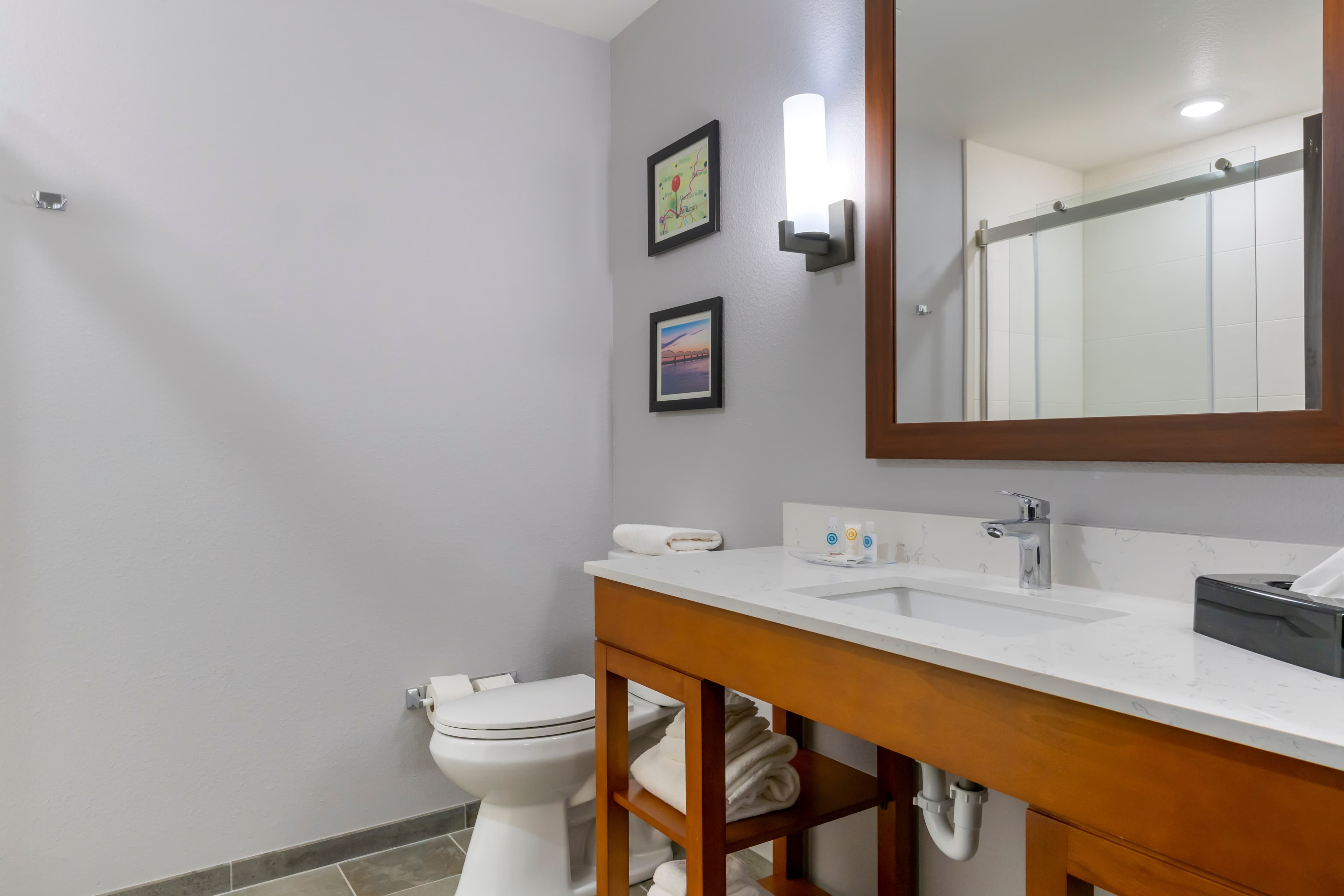 Comfort Suites Paducah Mall Area — 9