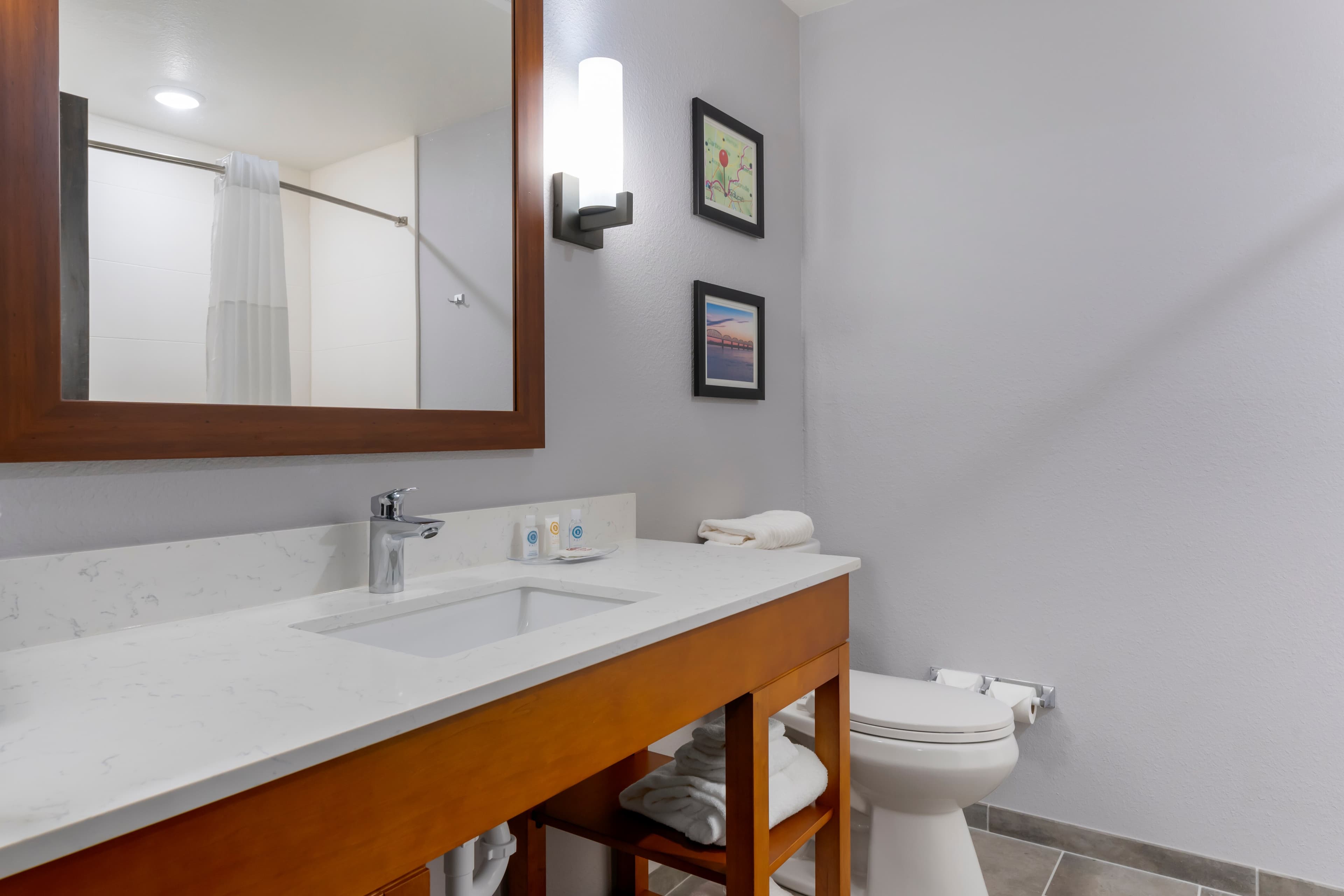 Comfort Suites Paducah Mall Area — 17
