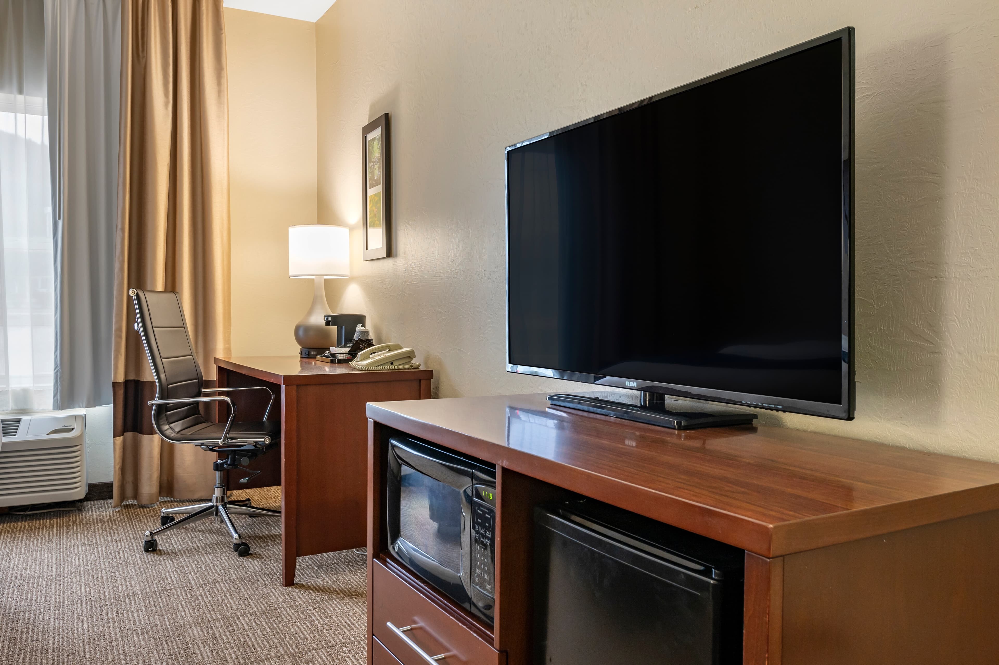 Comfort Inn & Suites Northern Kentucky — 11