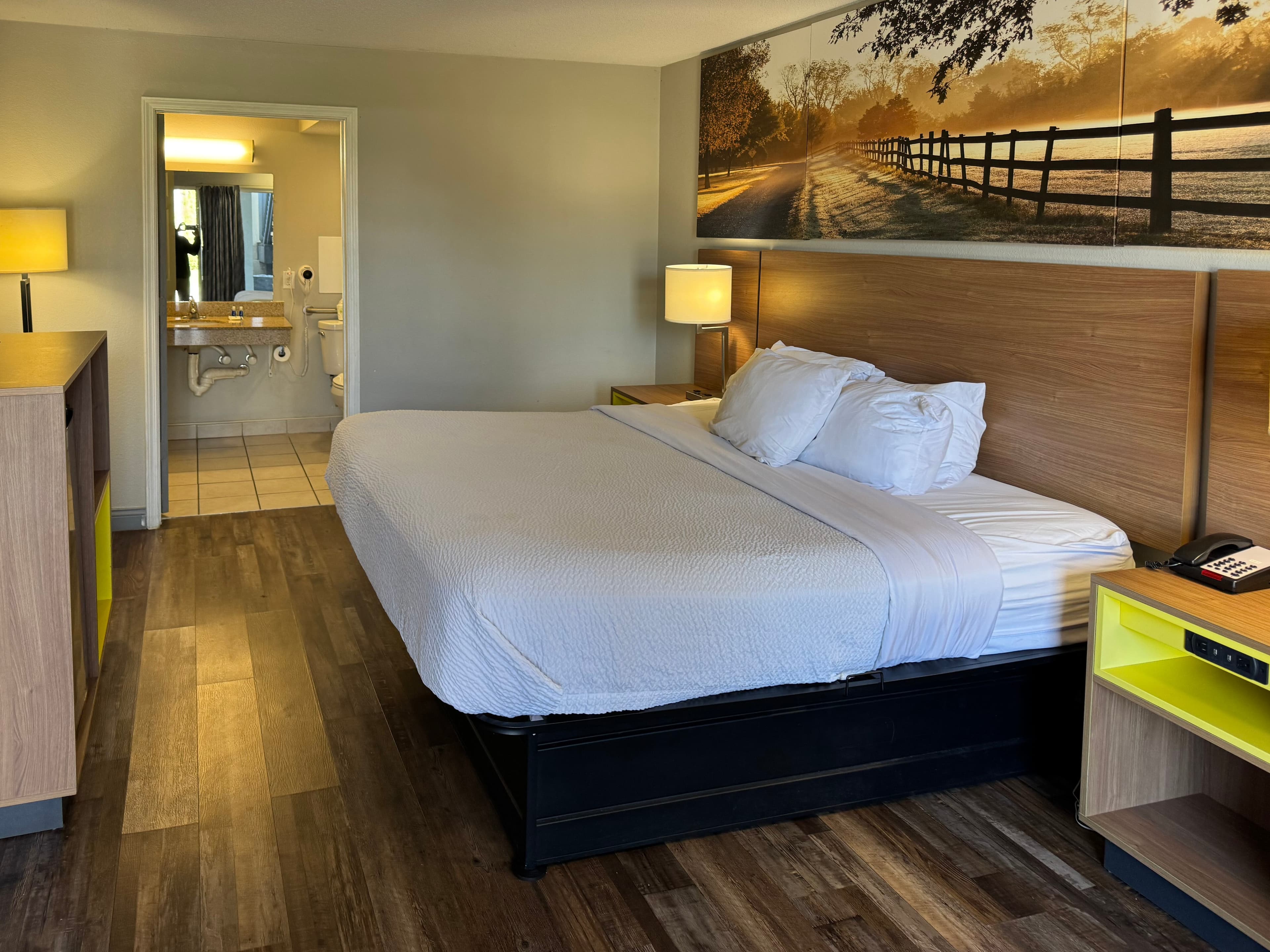 Rodeway Inn Owensboro South — 11