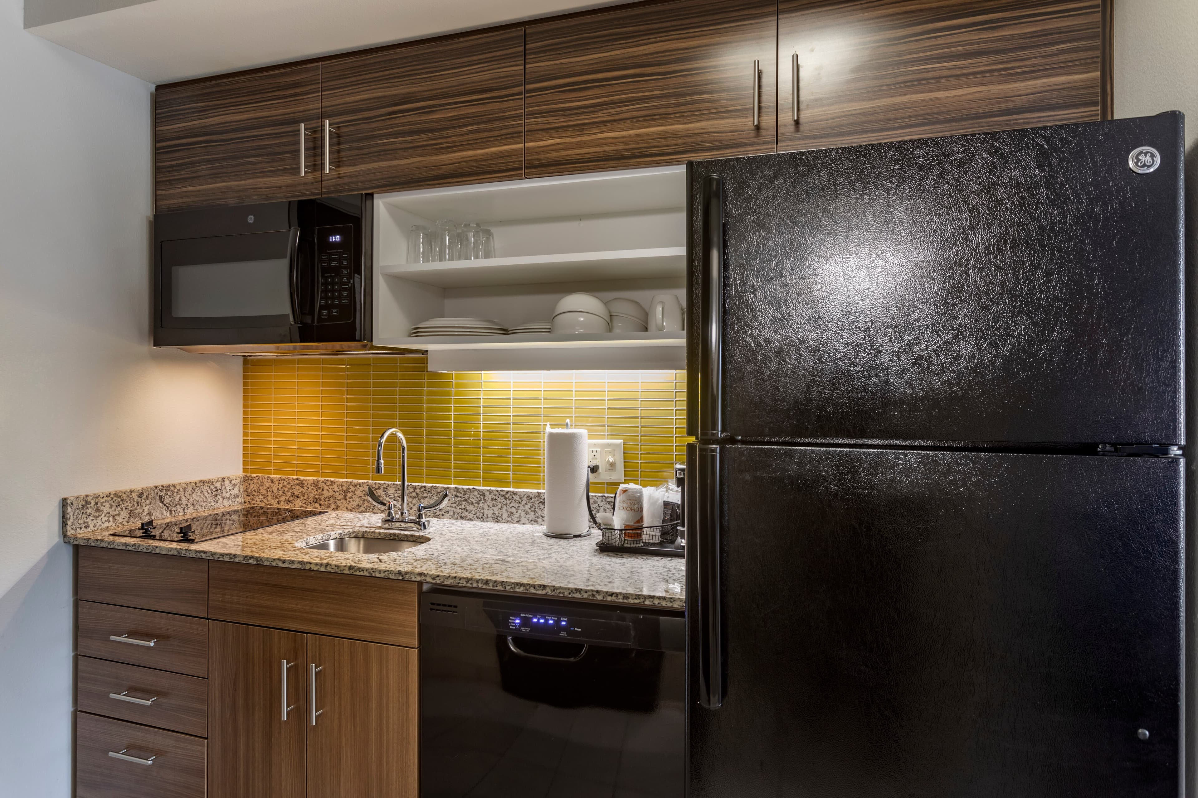 MainStay Suites Bowling Green North — 7