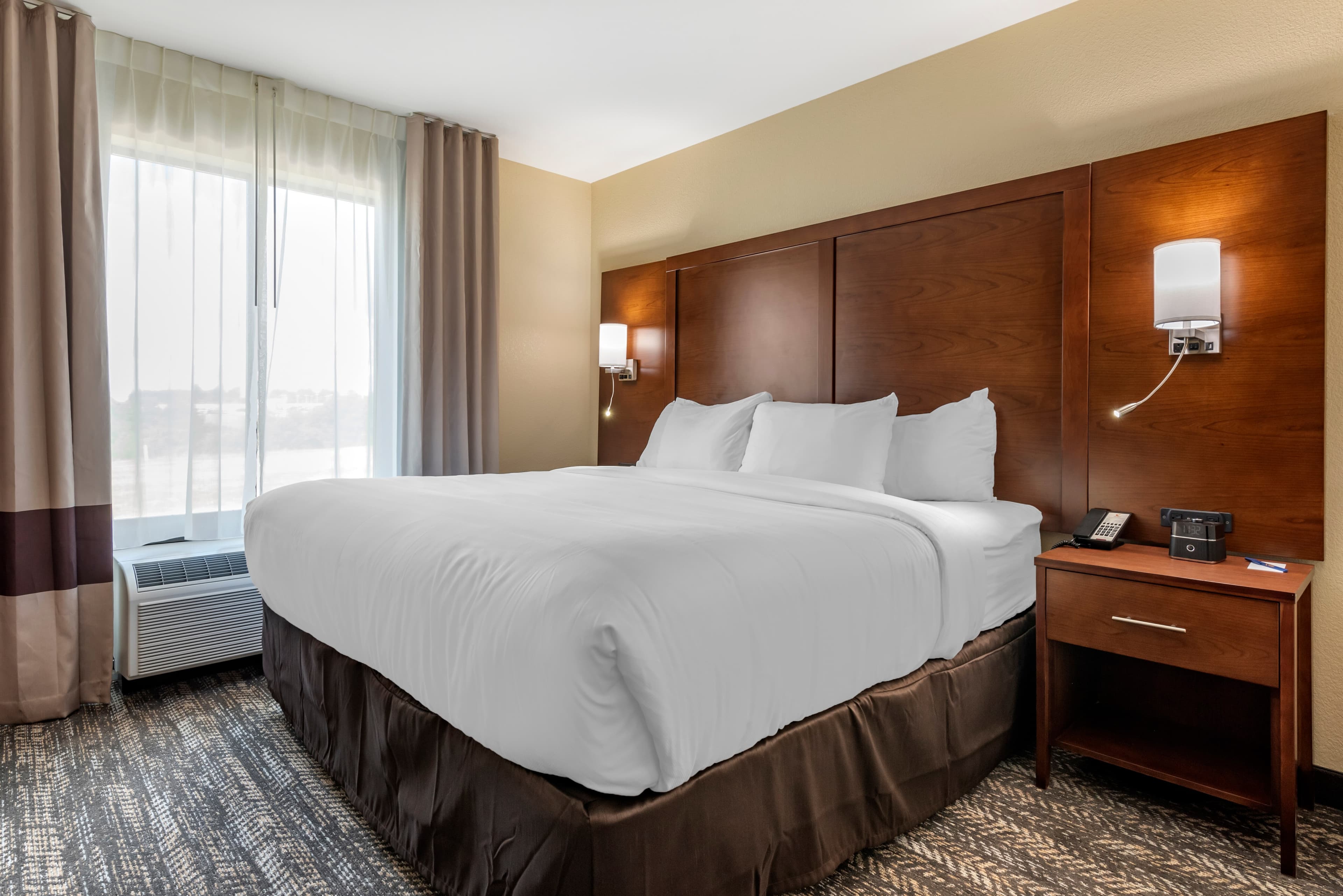 Comfort Suites Dry Ridge - Image 3