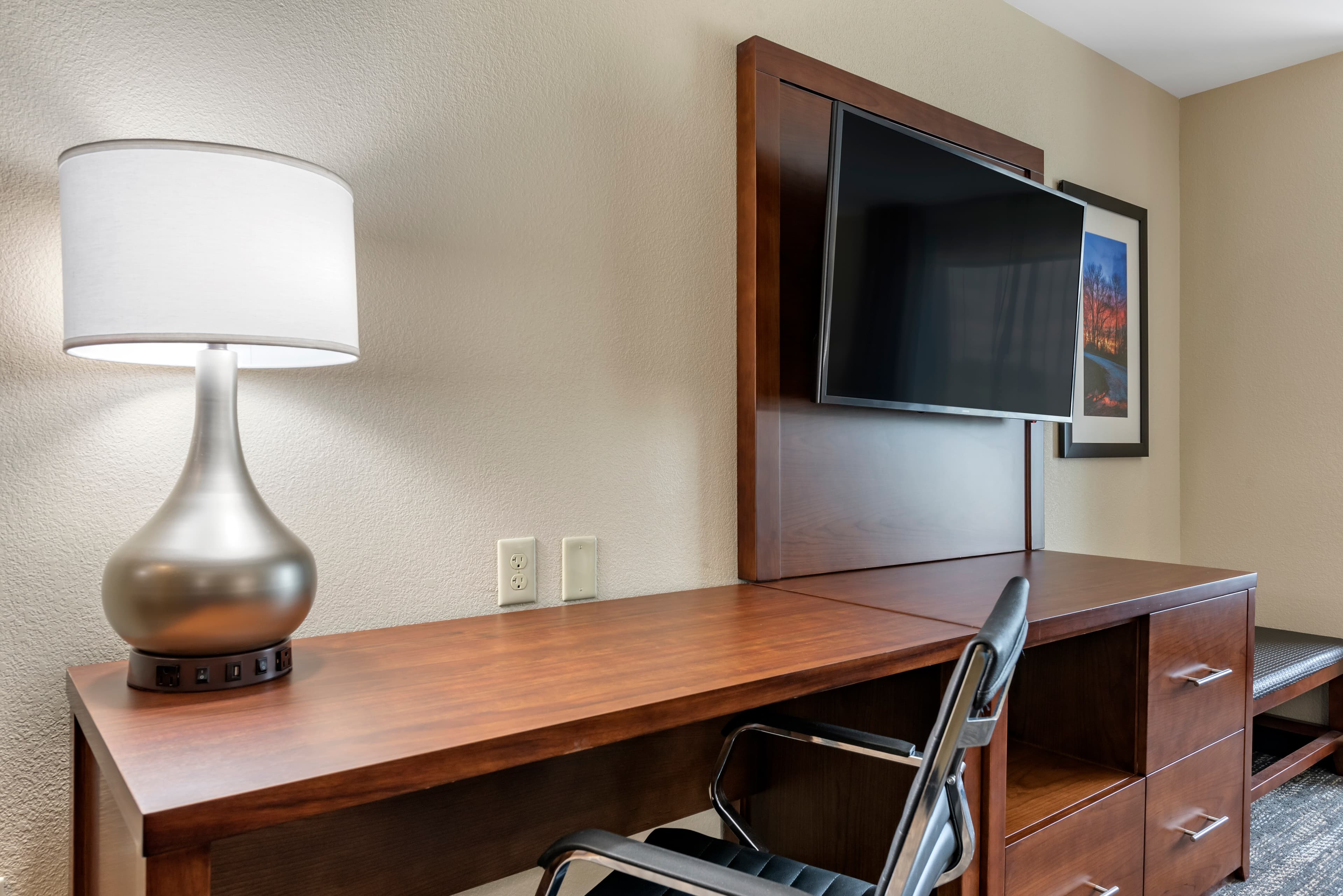 Comfort Suites Dry Ridge - Image 4