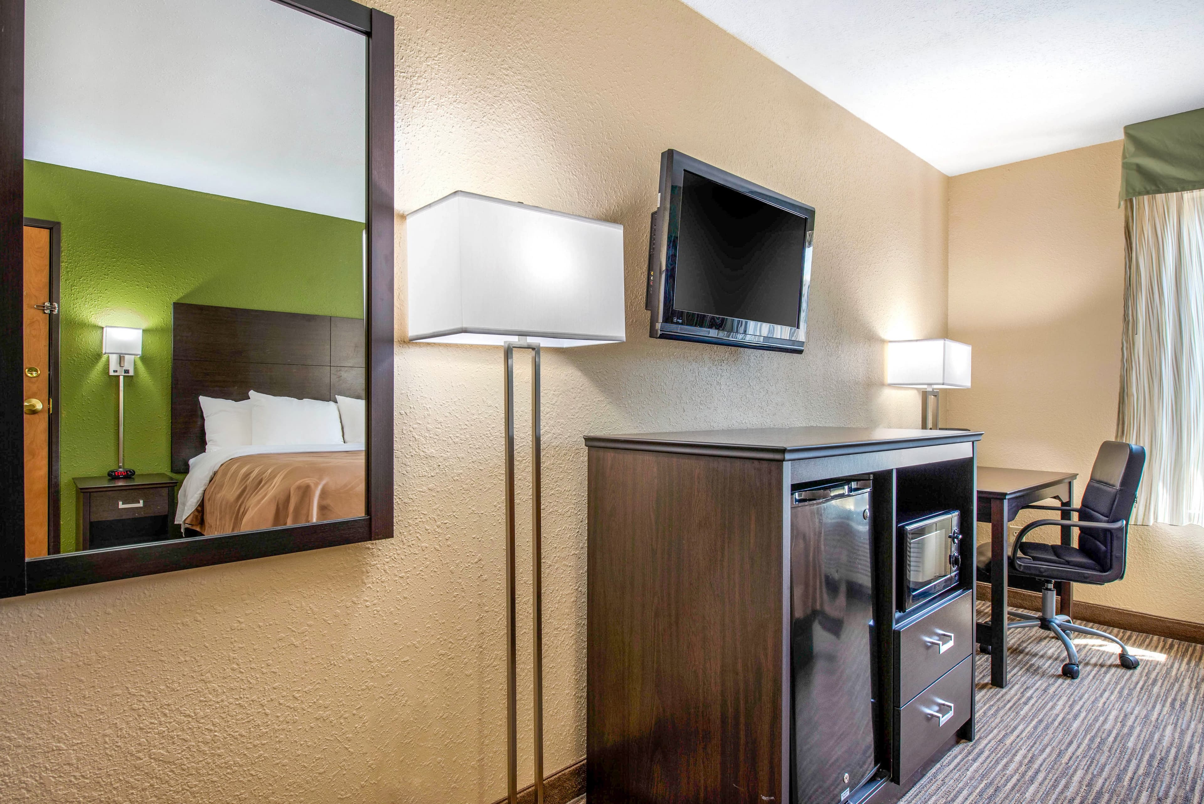 Quality Inn & Suites Brandenburg - Fort Knox — 2