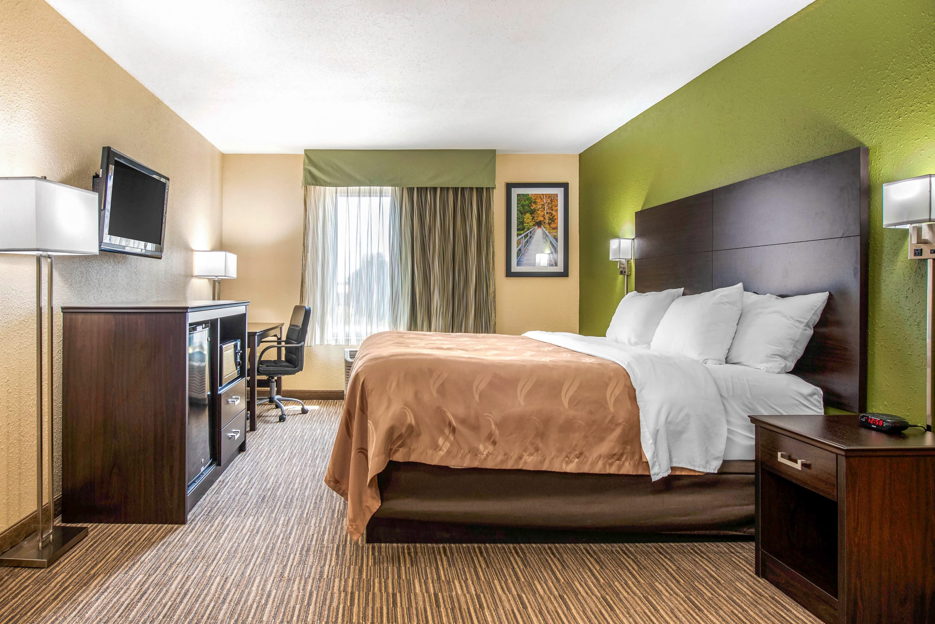 Quality Inn & Suites Brandenburg - Fort Knox — 8