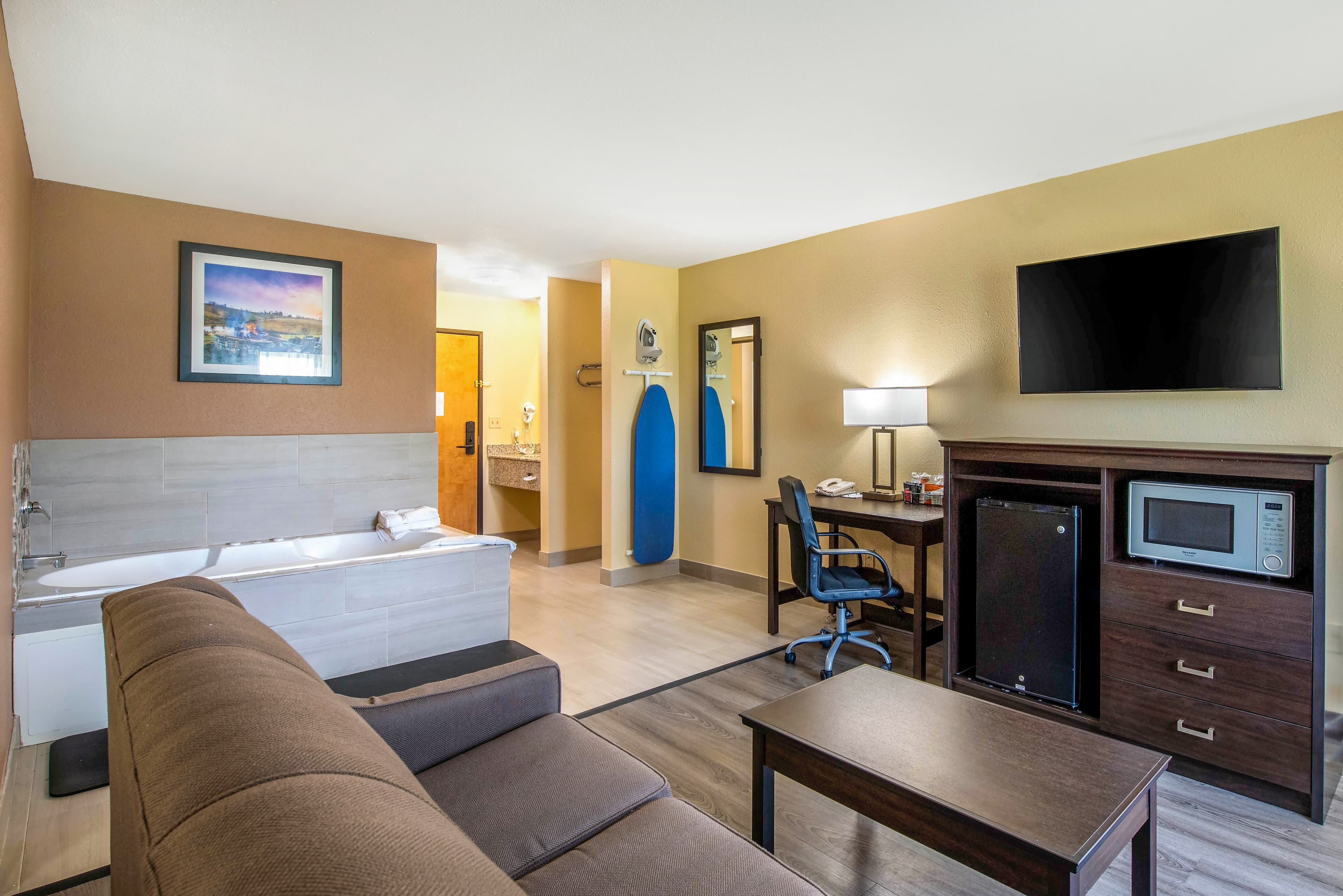 Quality Inn & Suites Brandenburg - Fort Knox — 16