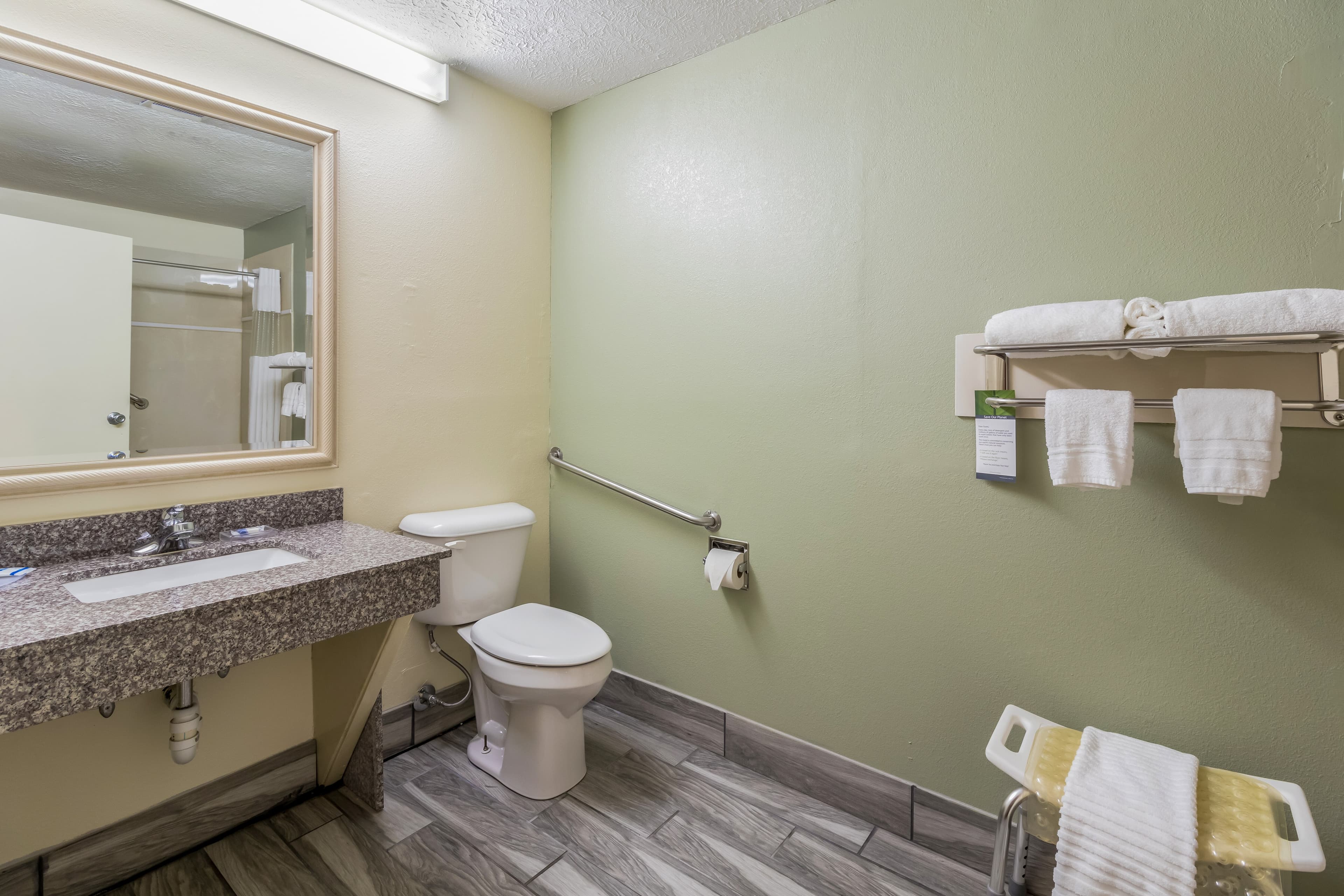 Rodeway Inn Cadiz - Image 5
